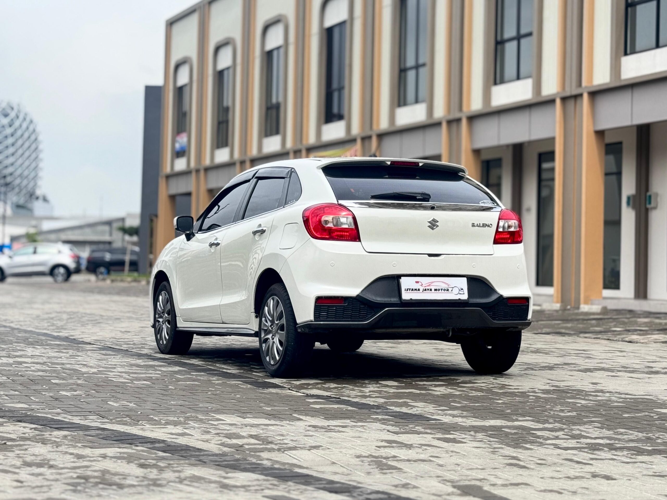 BALENO HB AT PUTIH 2019 - Gambar 5