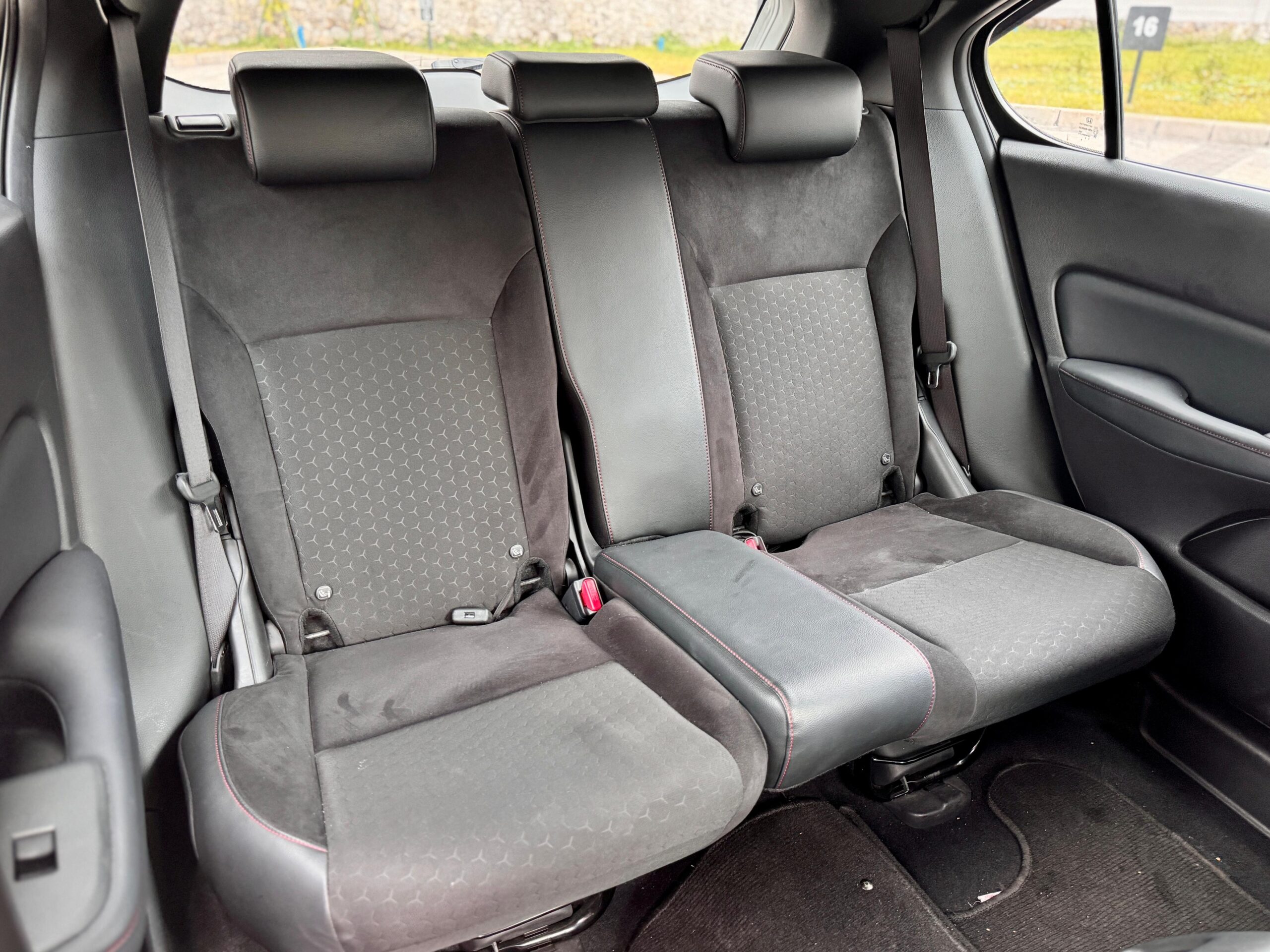 CITY 1.5 RS HB AT PUTIH 2023 - Gambar 13