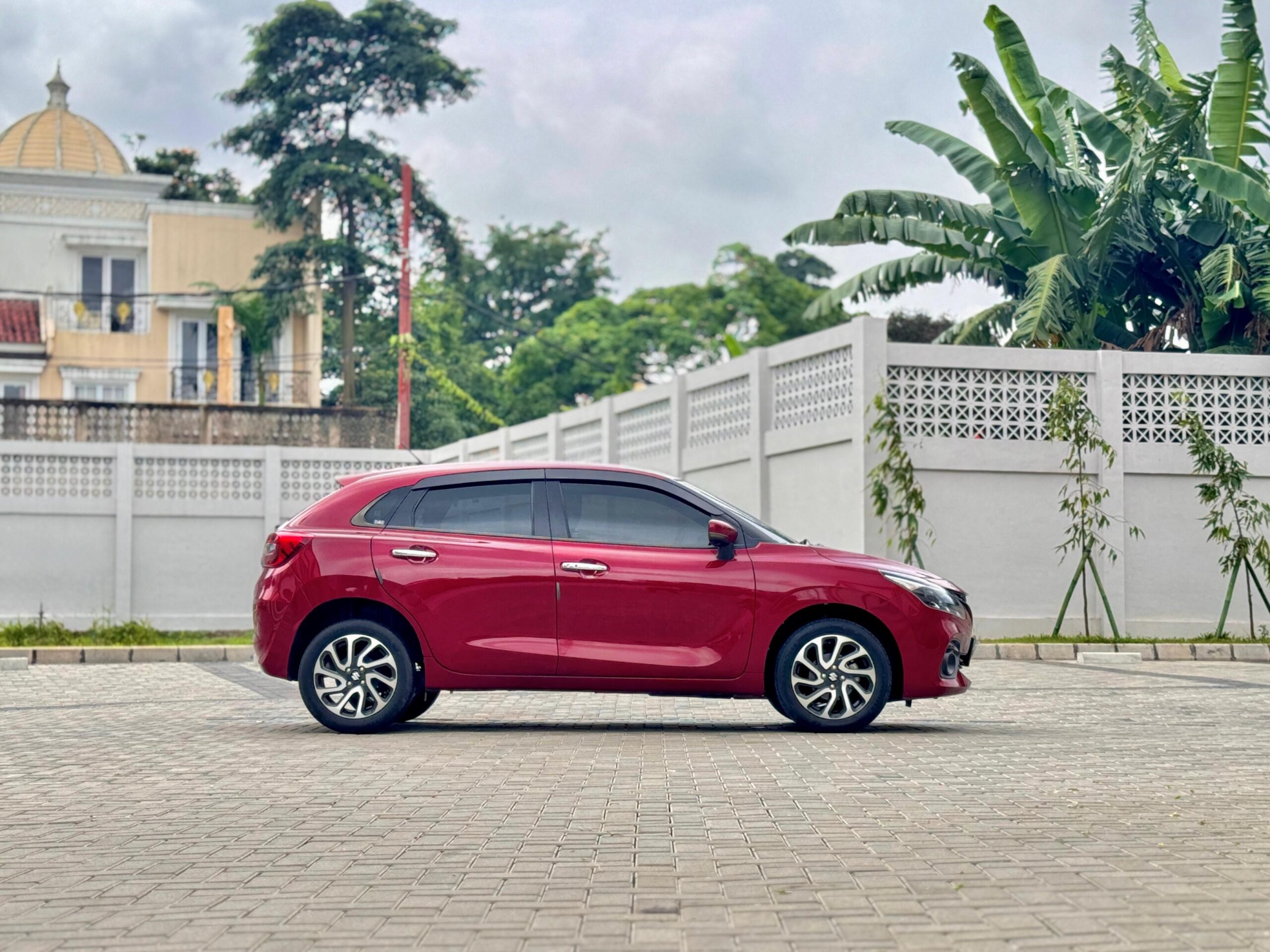 BALENO HB AT MERAH 2023 - Gambar 5