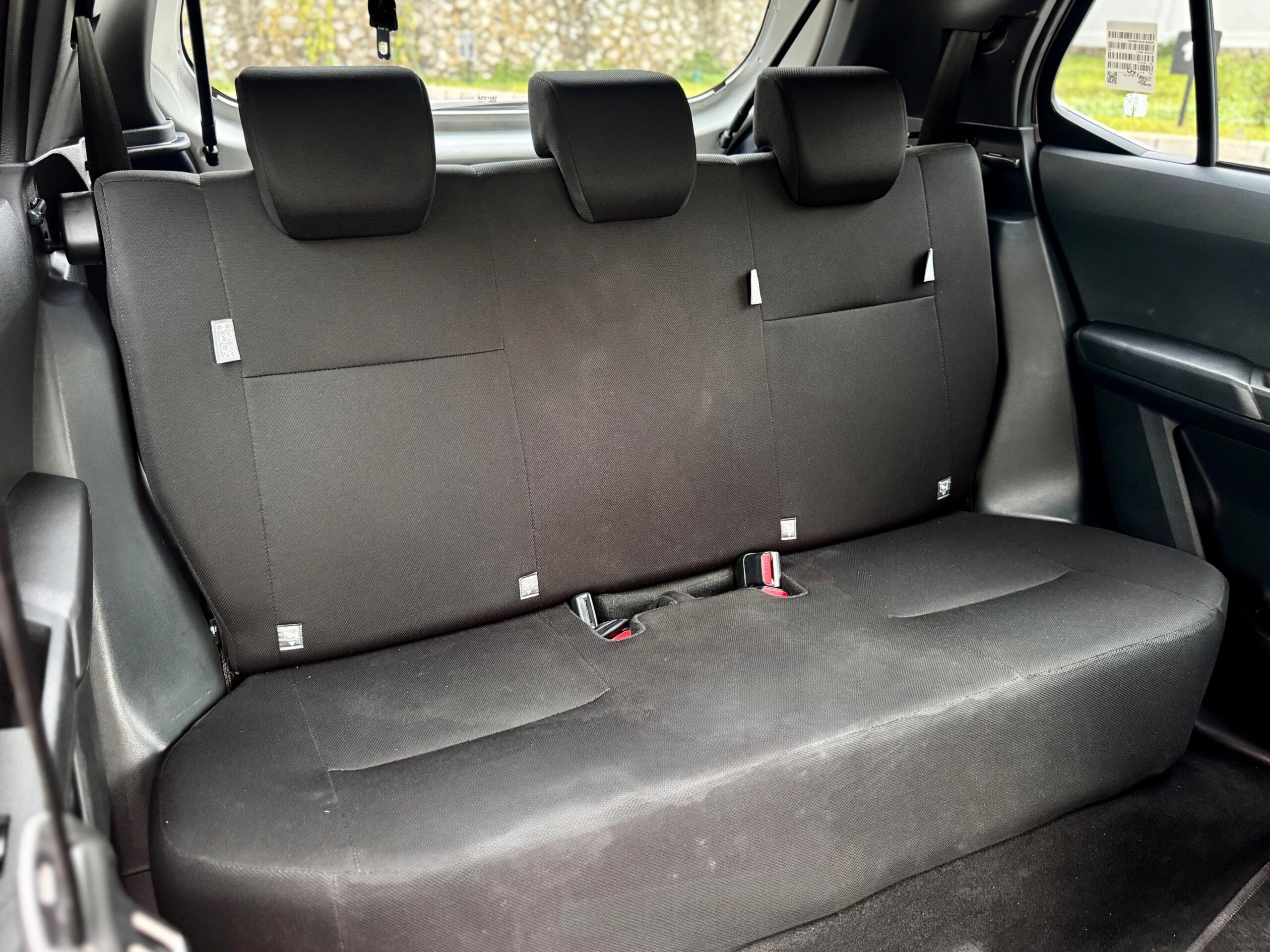 AGYA 1.2 GR SPORT AT PUTIH 2023 - Gambar 13