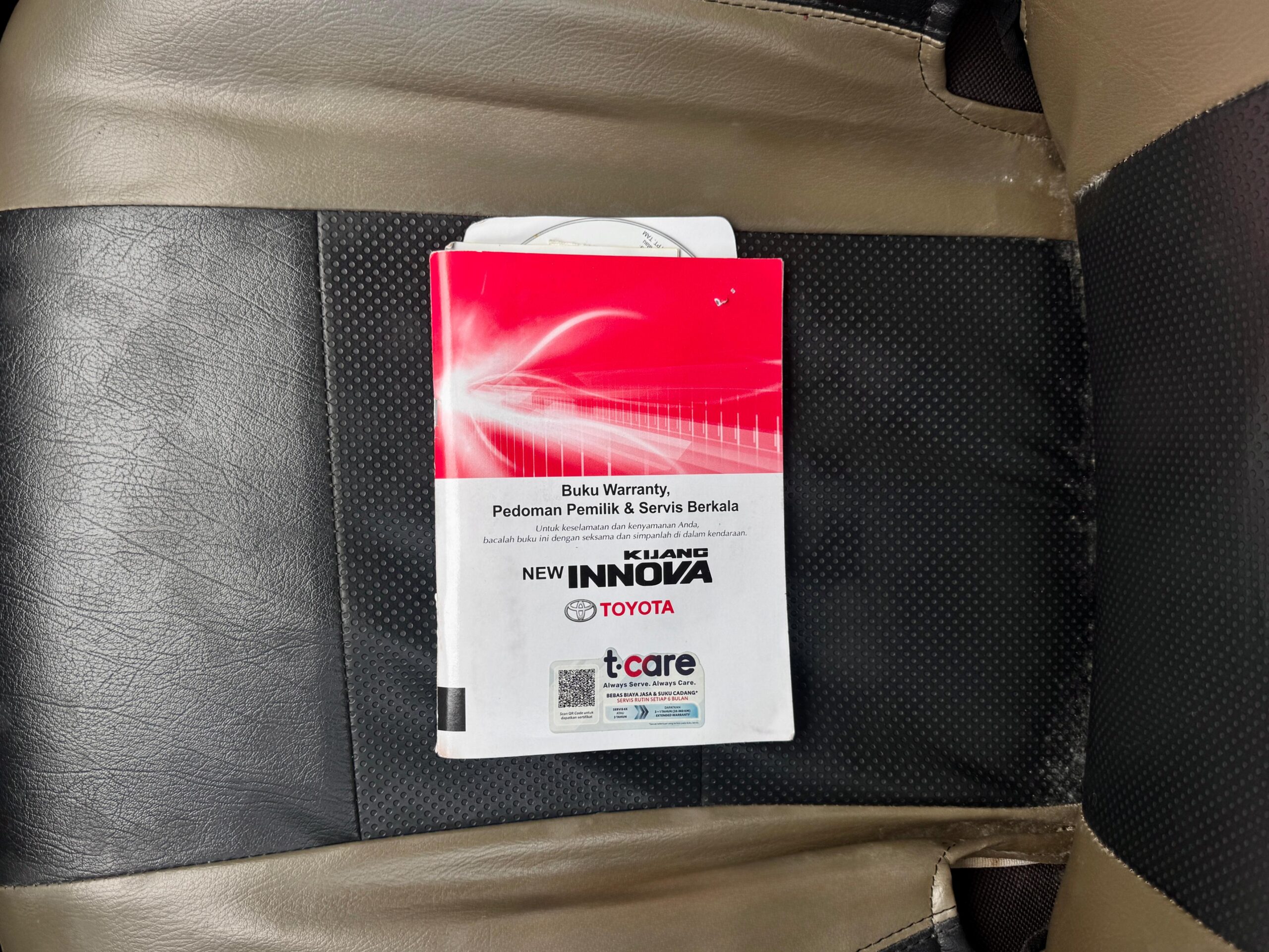 INNOVA 2.4 G MT SILVER 2022 - Gambar 15