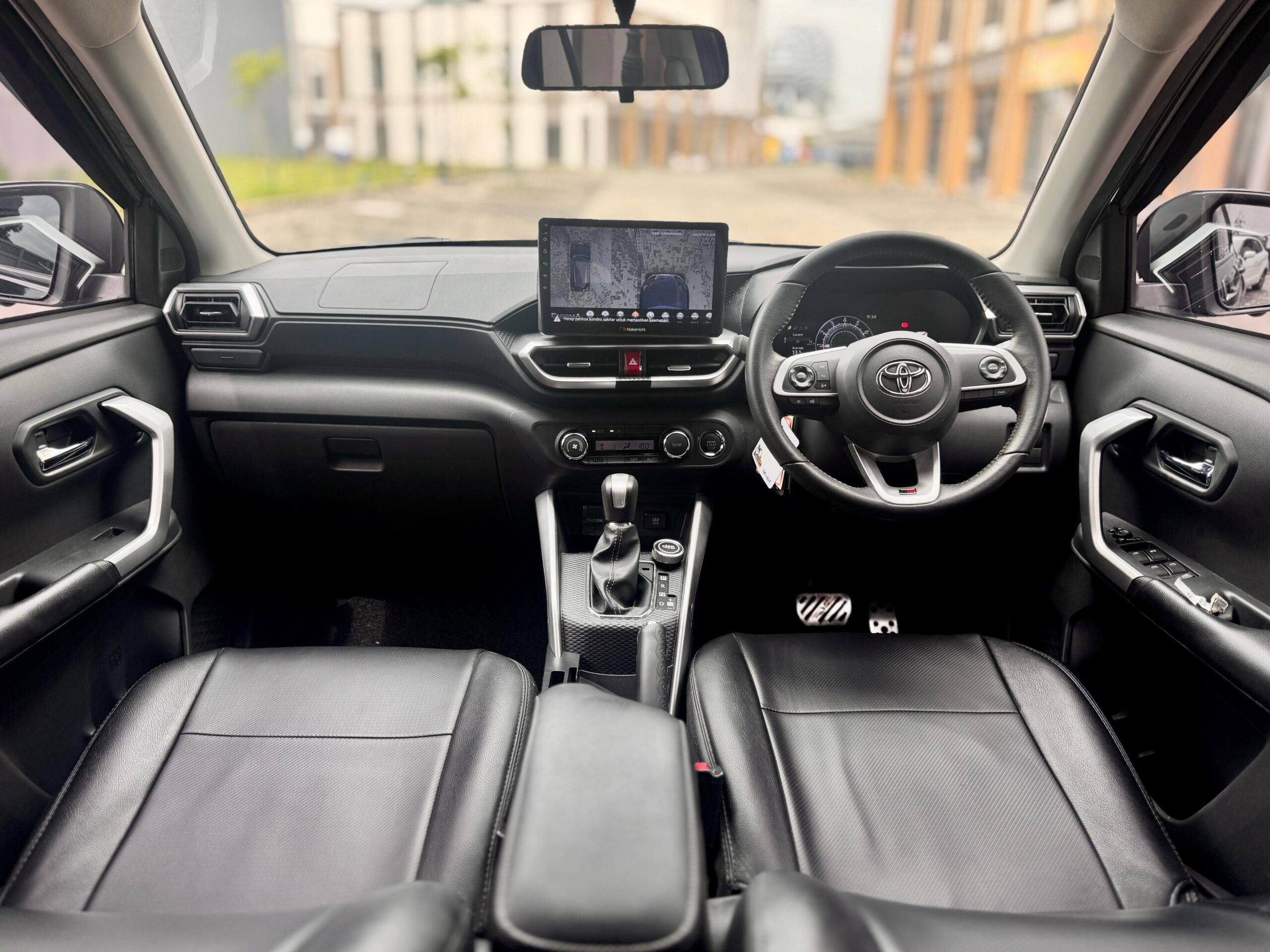 RAIZE 1.0 GR SPORT AT HITAM 2021 - Gambar 10