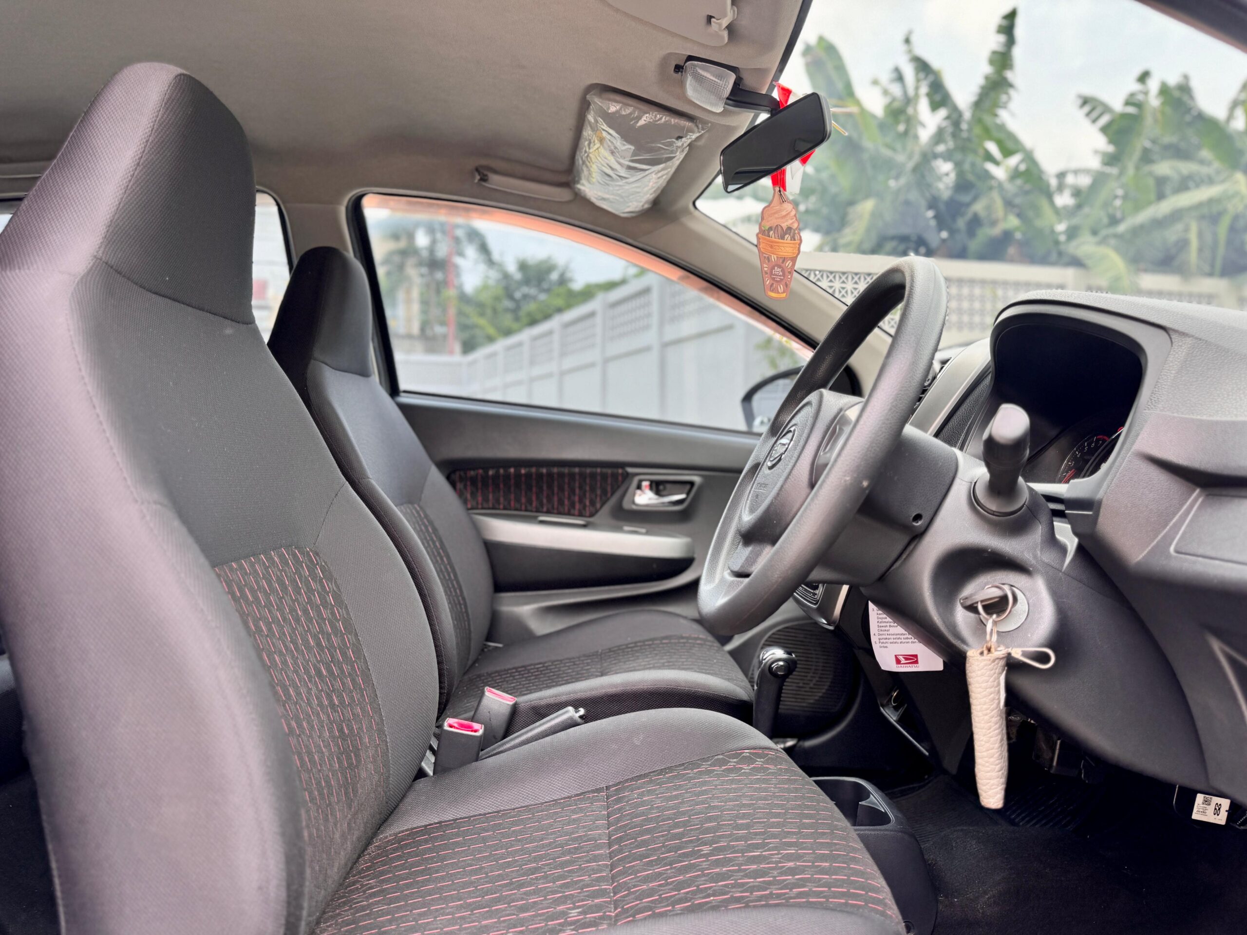 AYLA 1.2 R AT ABU 2022 - Gambar 11