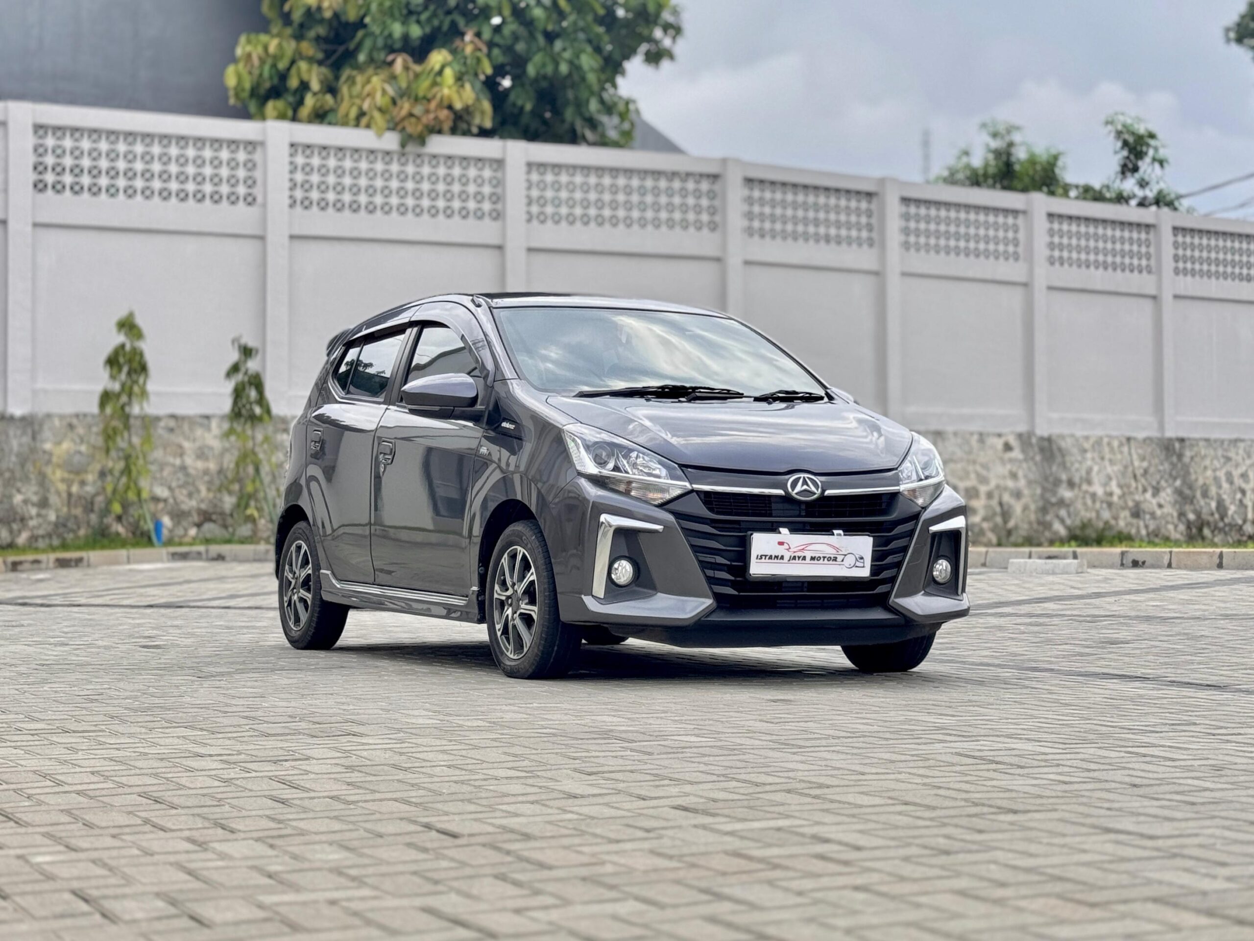 AYLA 1.2 R AT ABU 2022 - Gambar 3