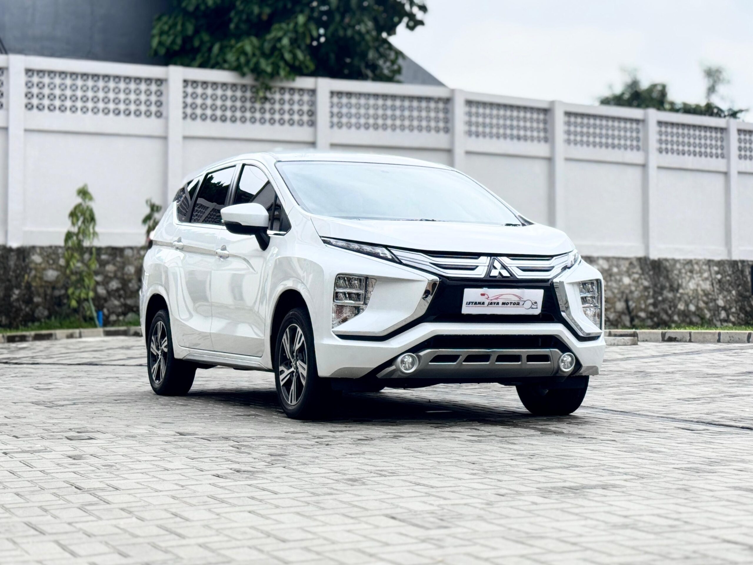 XPANDER SPORT AT PUTIH 2021 - Gambar 2