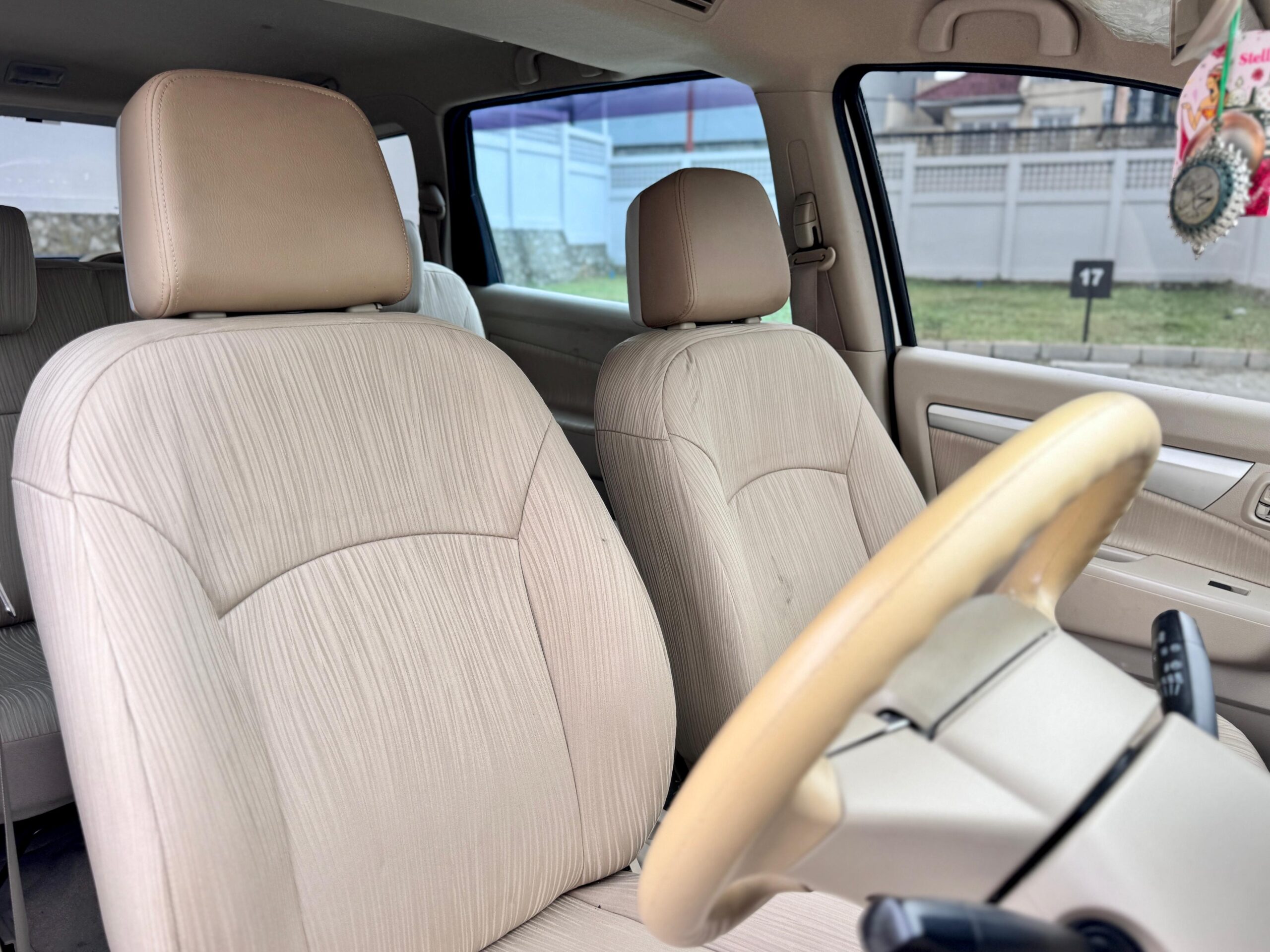 ERTIGA GX MT SILVER 2014 - Gambar 10