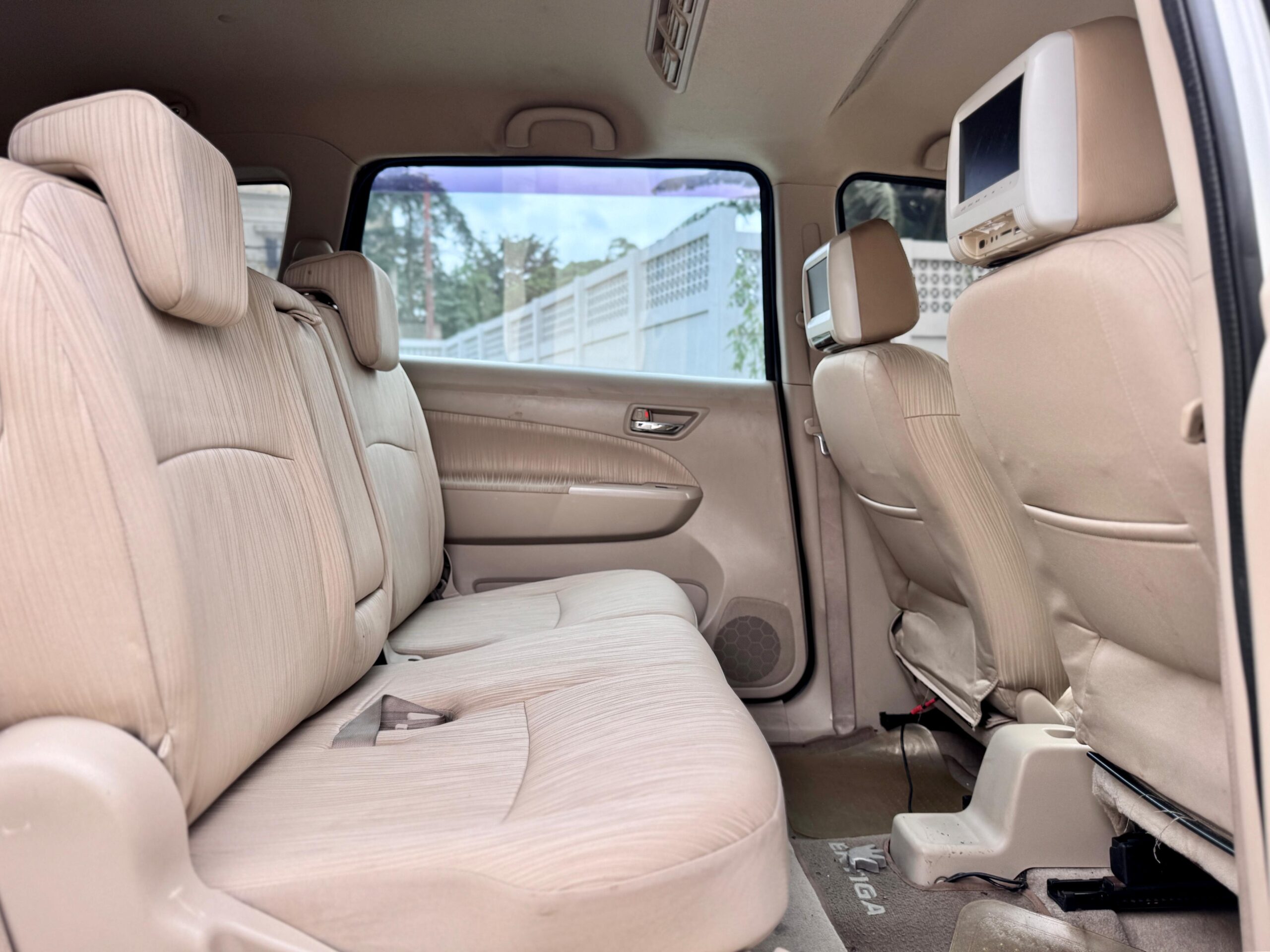 ERTIGA GX MT SILVER 2014 - Gambar 13