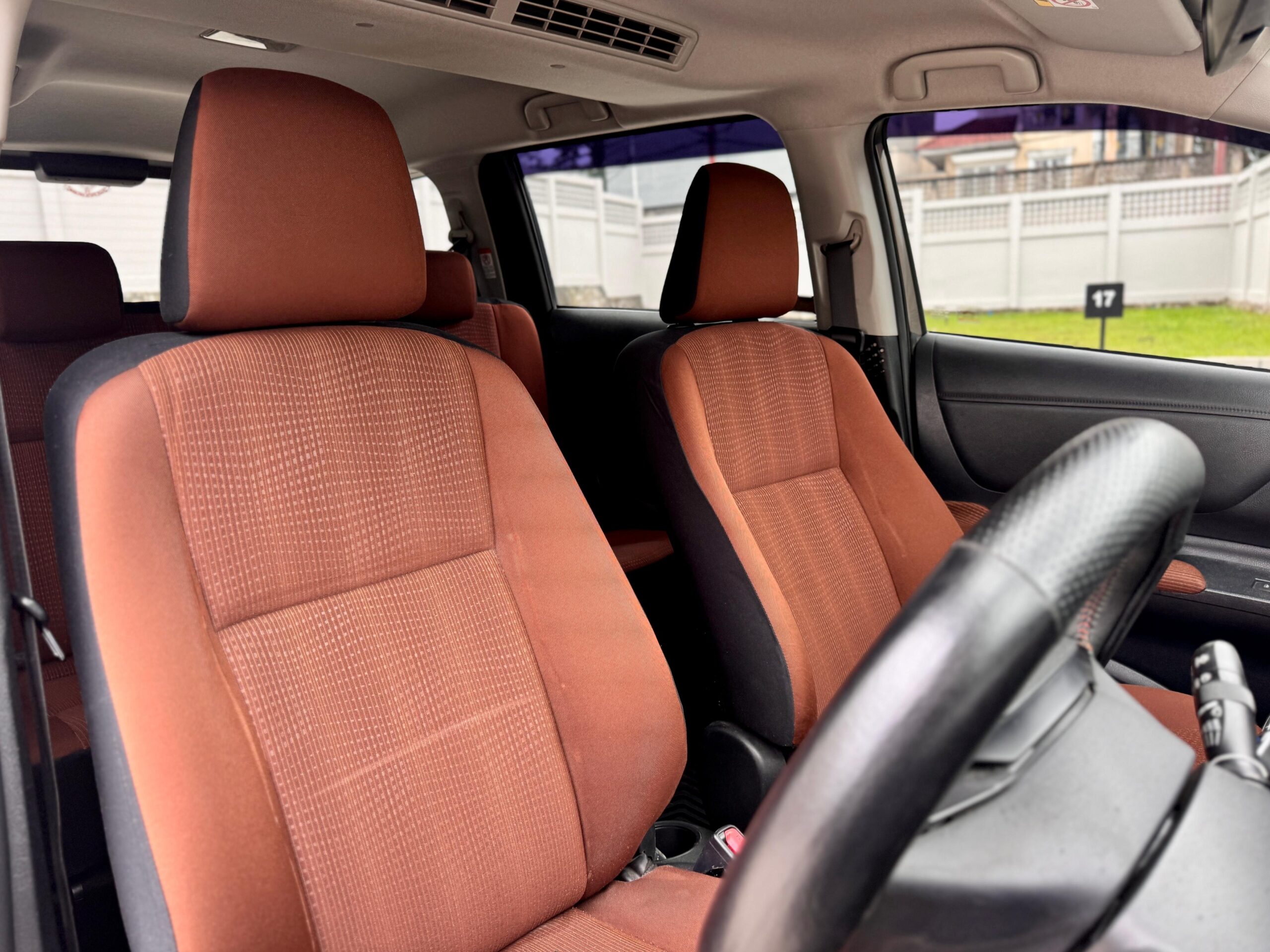 SIENTA V AT COKLAT 2017 - Gambar 10