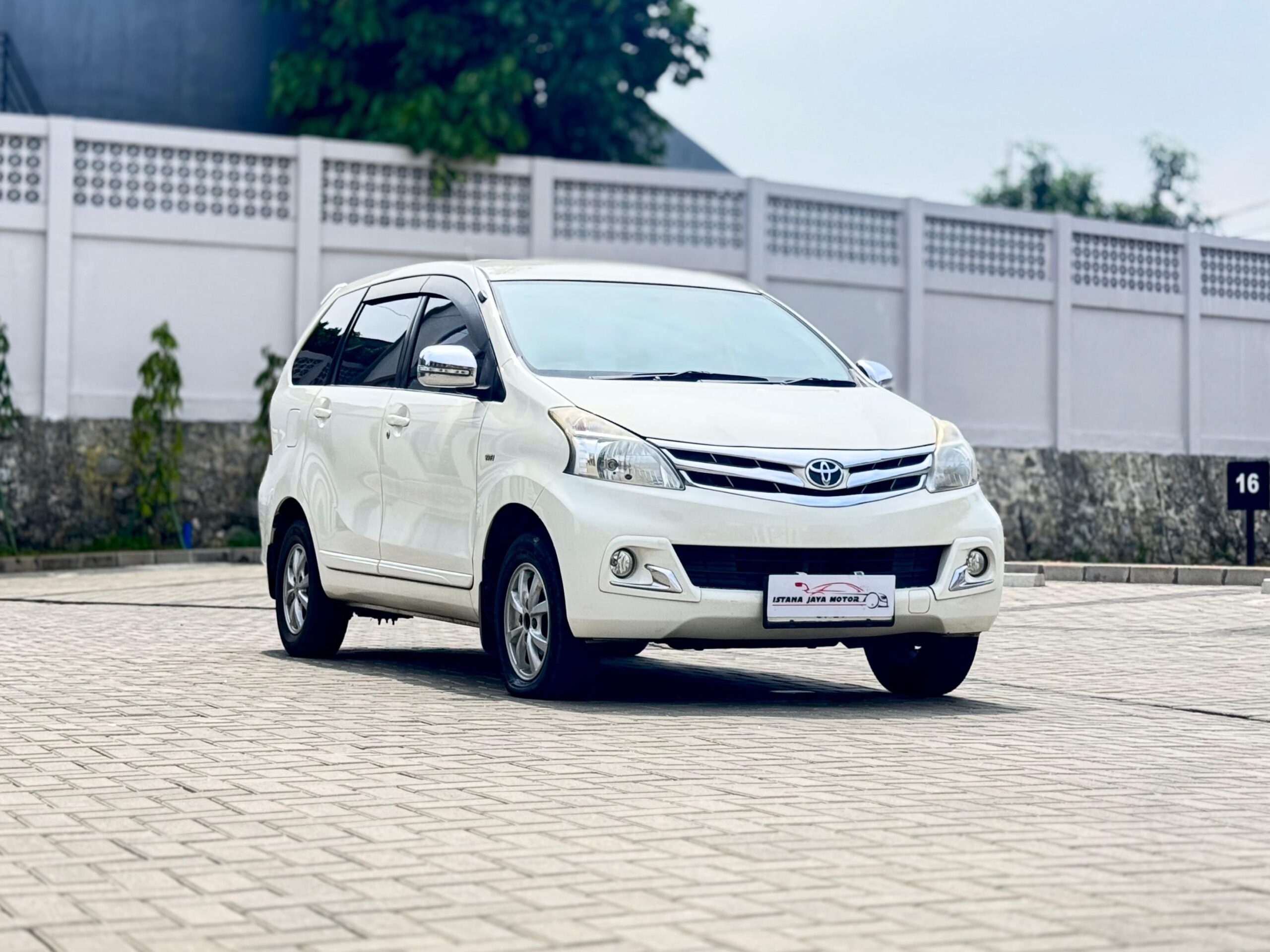 AVANZA 1.3 G AT PUTIH 2014 - Gambar 2