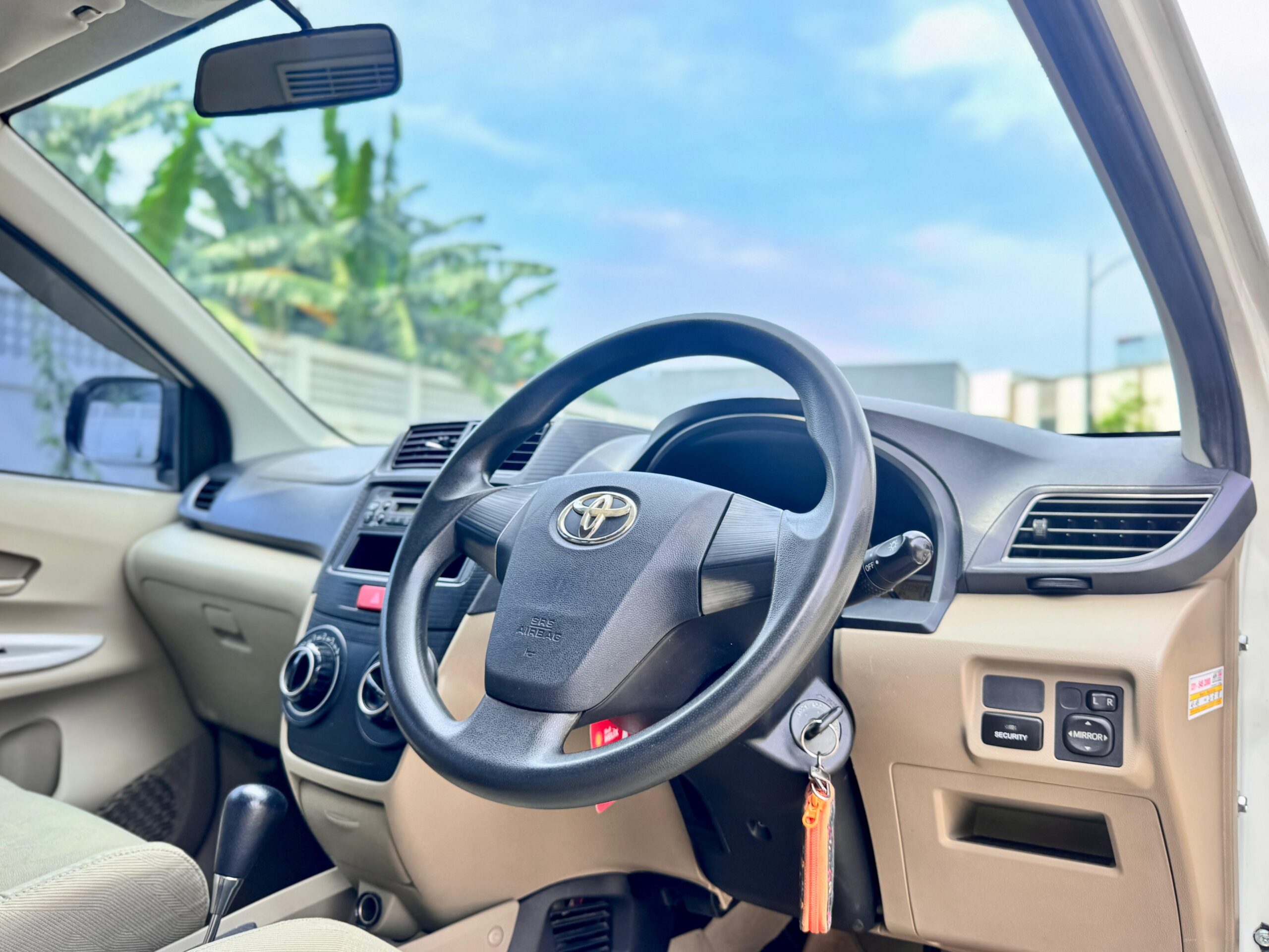 AVANZA 1.3 G AT PUTIH 2014 - Gambar 9