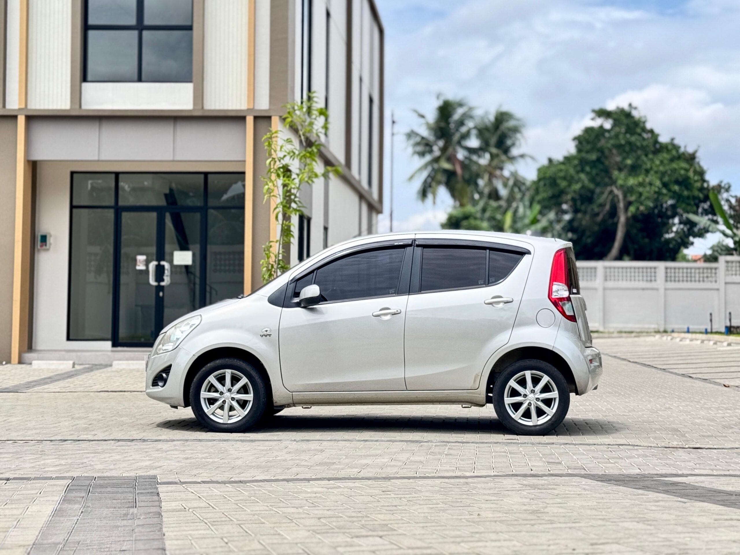 SPLASH GL MT SILVER 2015 - Gambar 6