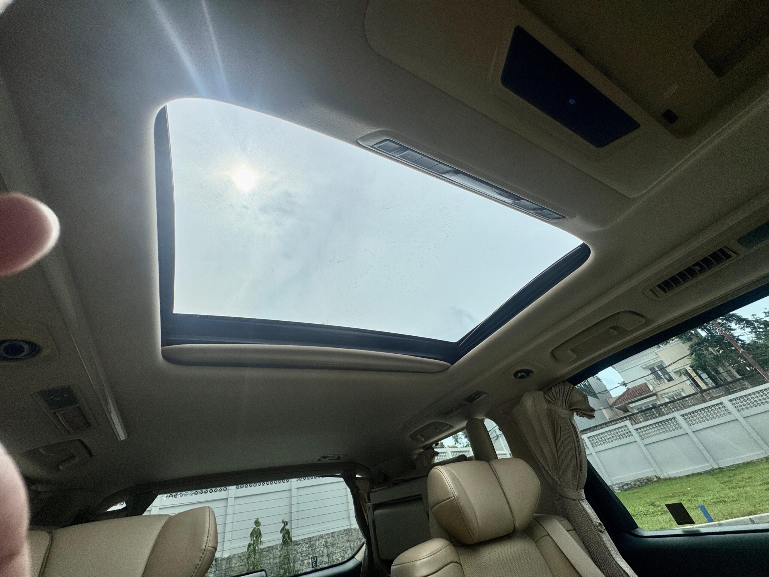 ALPHARD 2.5 G AT HITAM 2022 - Gambar 20