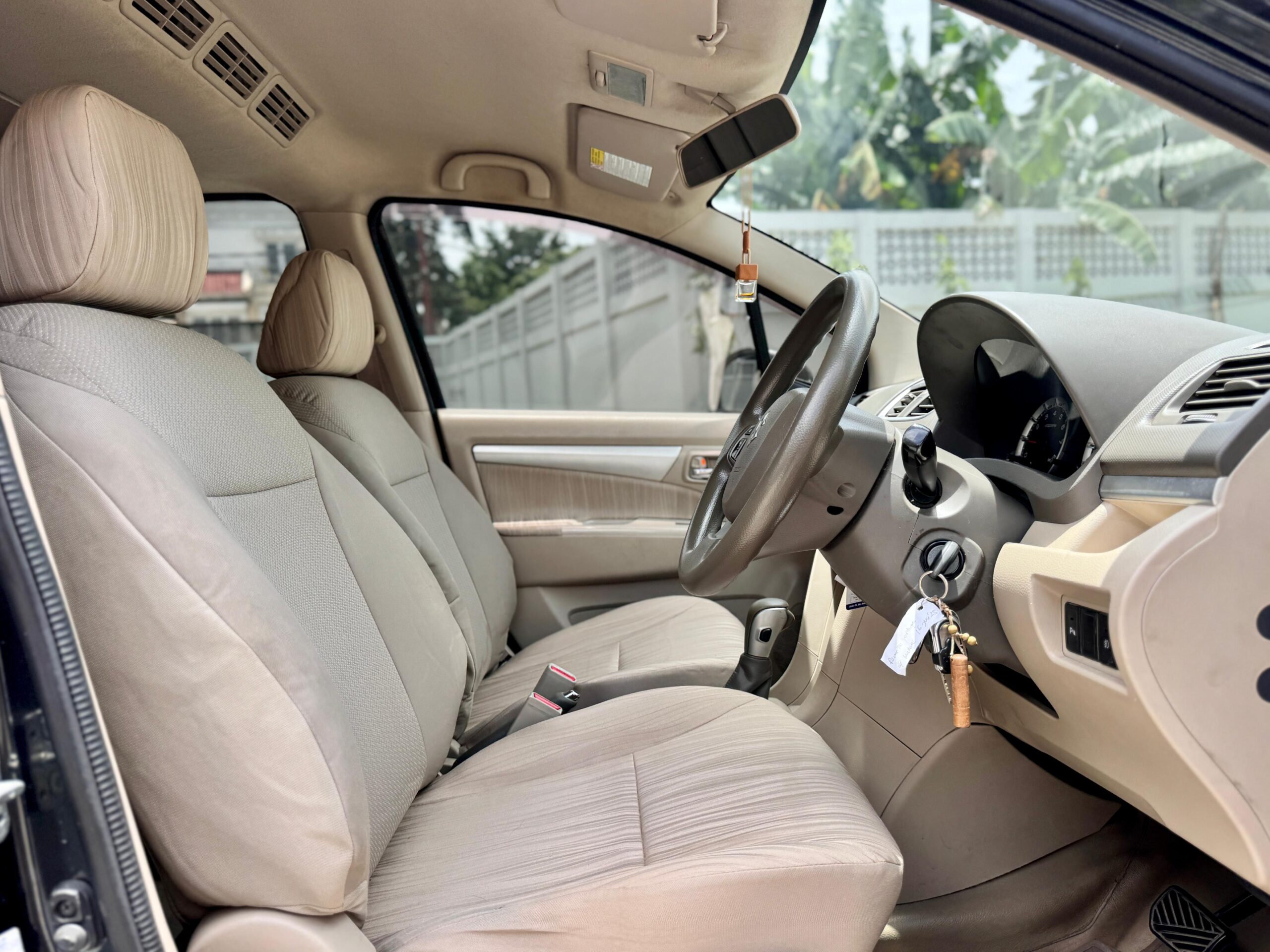 ERTIGA GX AT HITAM 2017 - Gambar 11