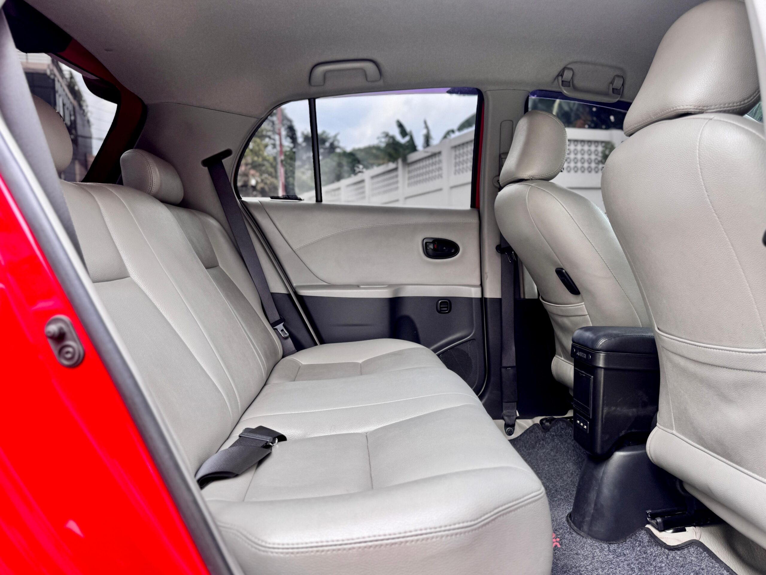 YARIS E AT MERAH 2011 - Gambar 13