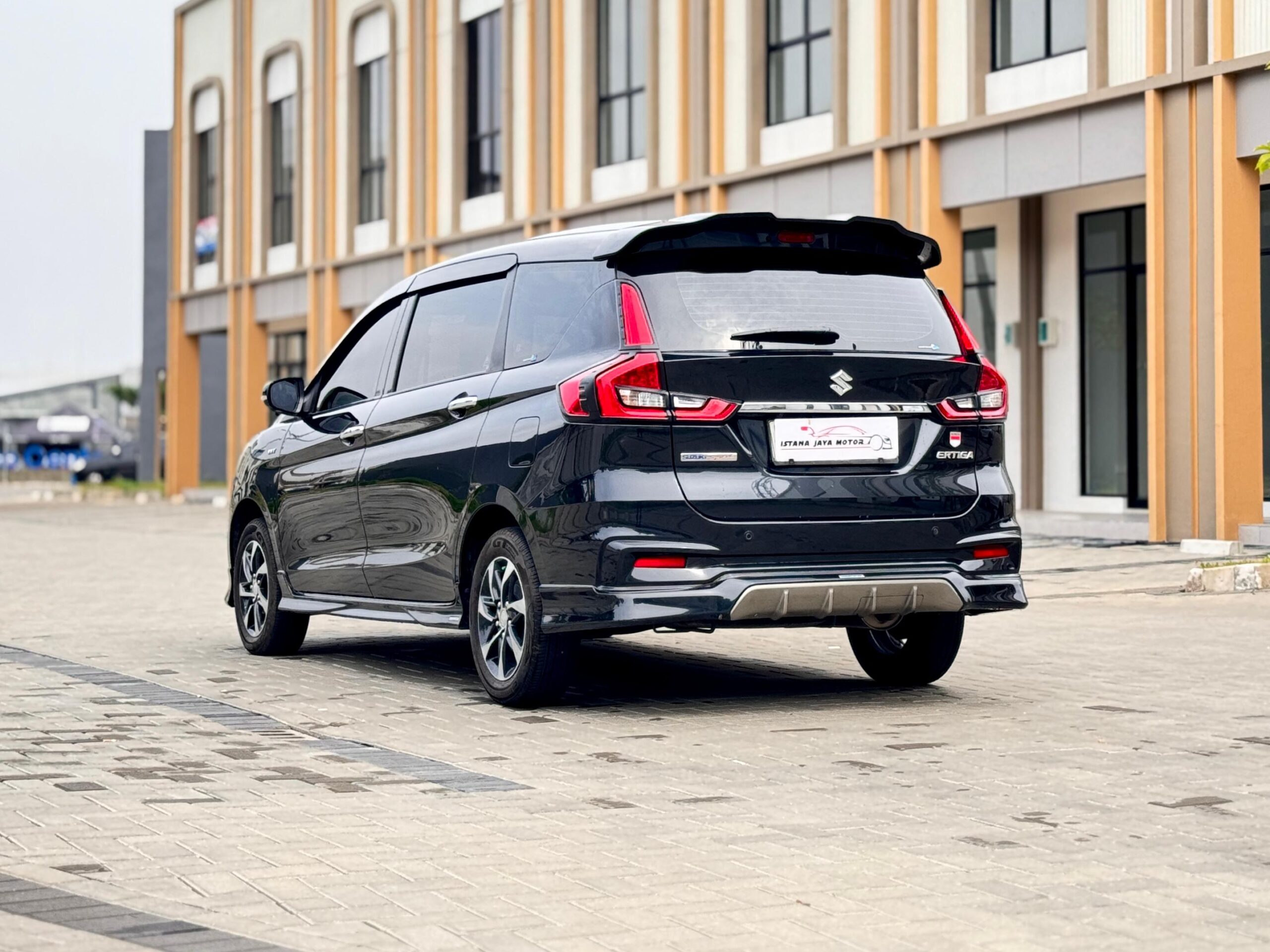 ERTIGA GT SPORT AT HITAM 2021 - Gambar 7