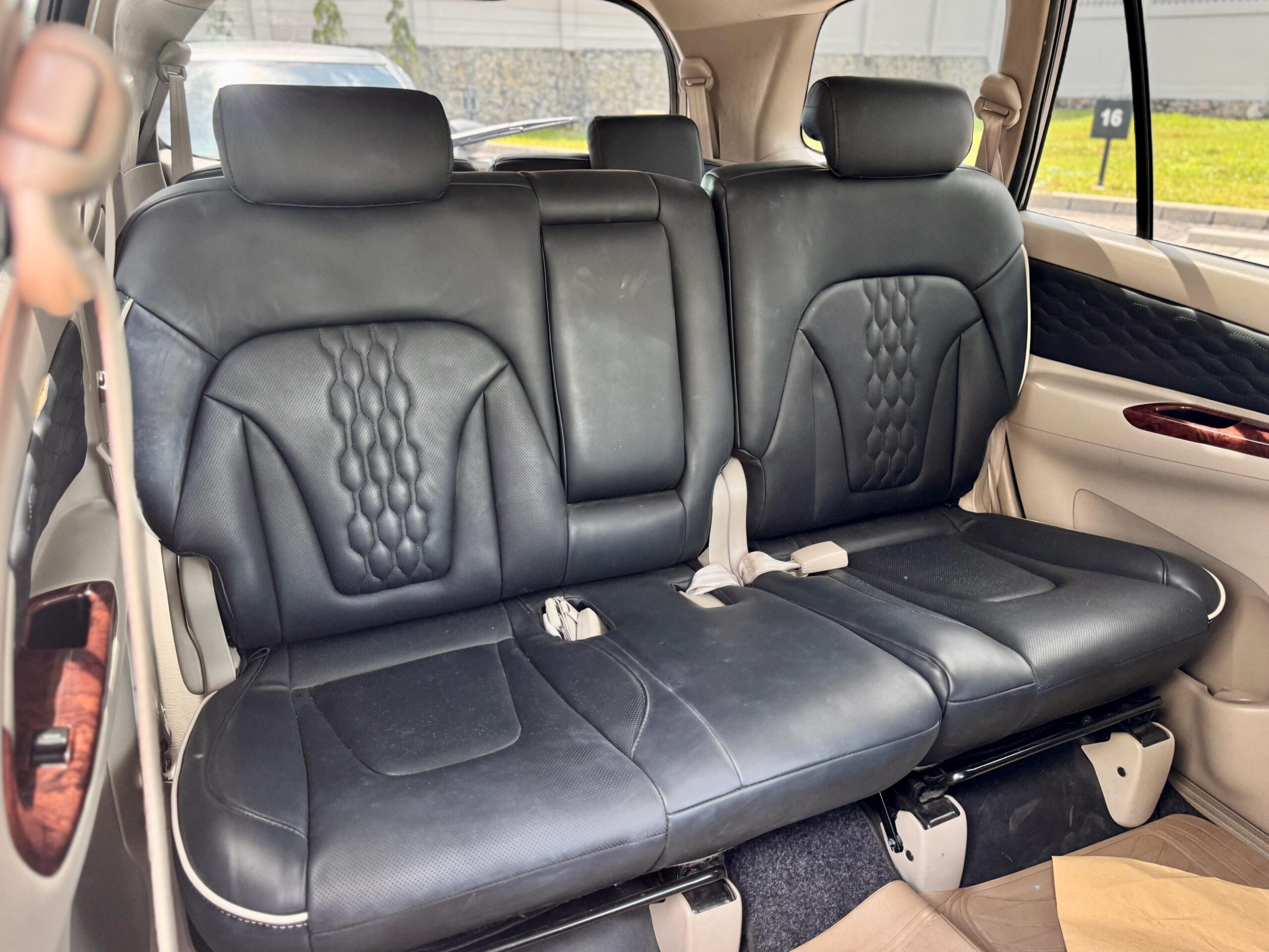 INNOVA 2.0 V MT ABU 2015 - Gambar 13