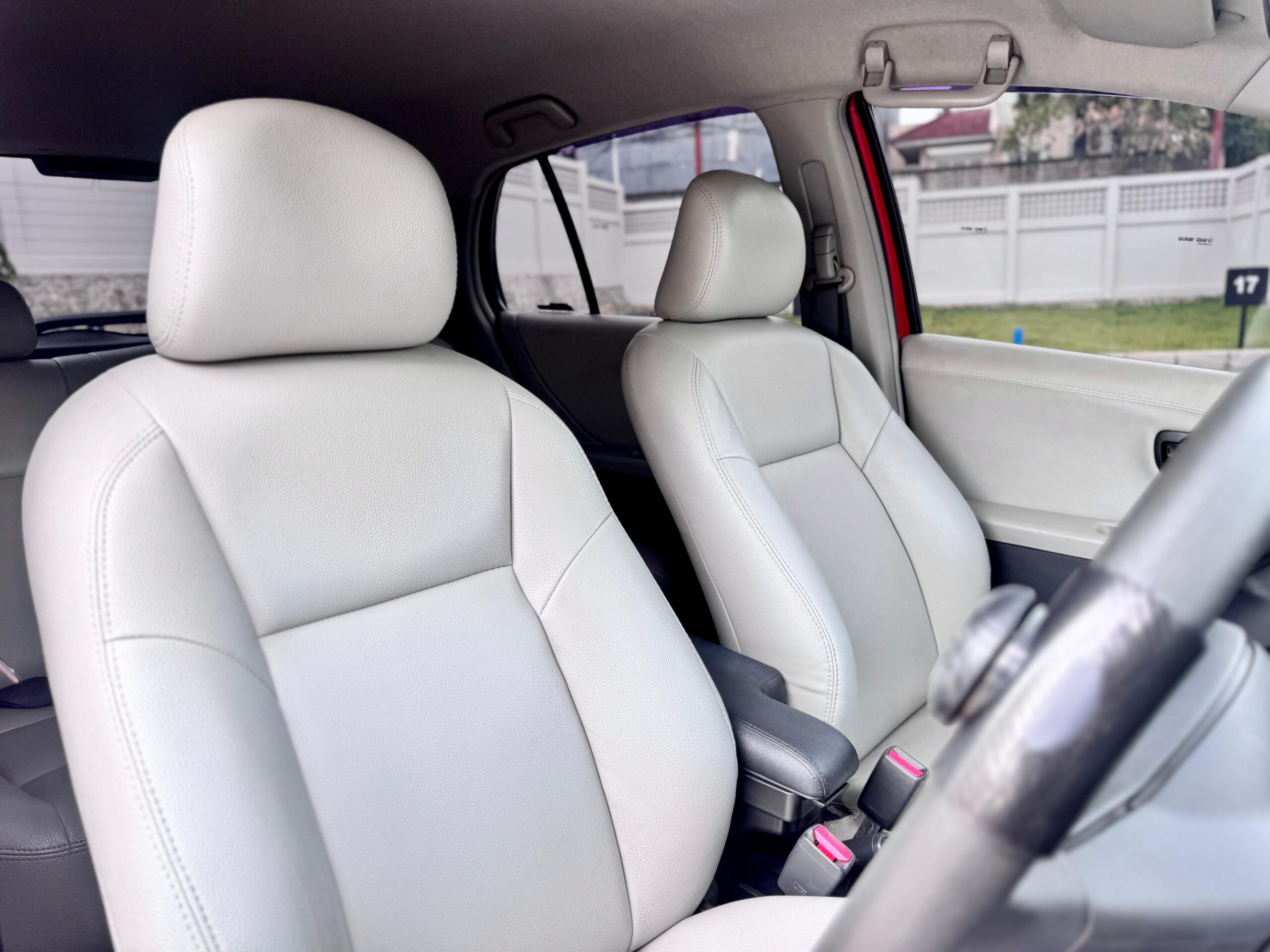 YARIS E AT MERAH 2011 - Gambar 12