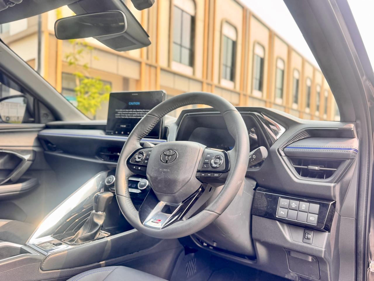 YARIS CROSS S CVT HITAM 2023 - Gambar 11