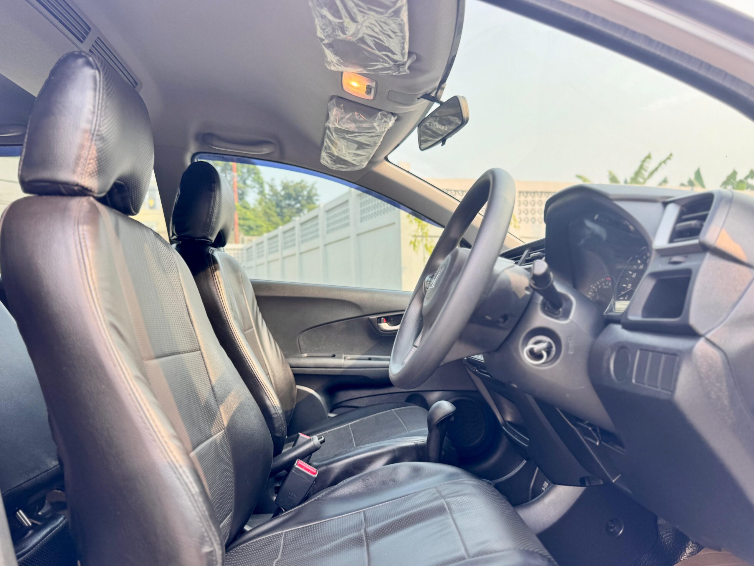 BRV 1.5 E CVT SILVER 2017 - Gambar 13