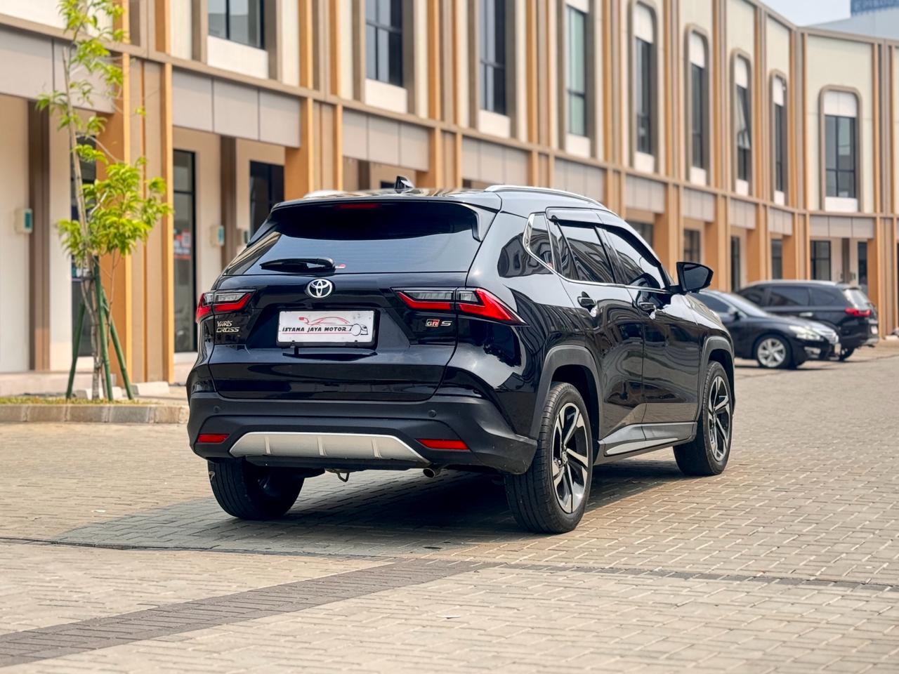 YARIS CROSS S CVT HITAM 2023 - Gambar 6