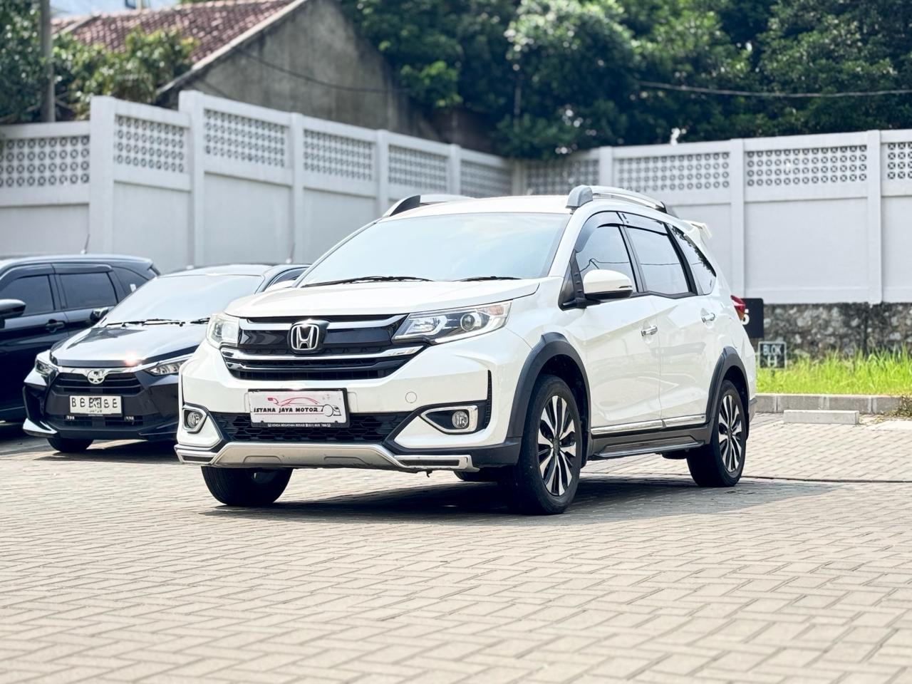 BRV E PRESTIGE CVT PUTIH 2021 - Gambar 3