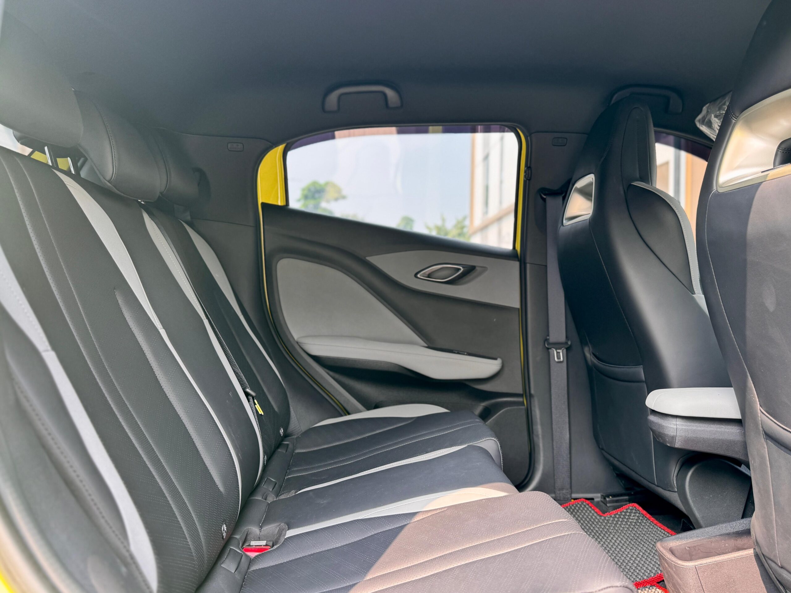 BYD ATTO 1 PREMIUM HIJAU 2025 - Gambar 15