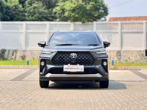 VELOZ Q CVT HITAM 2024