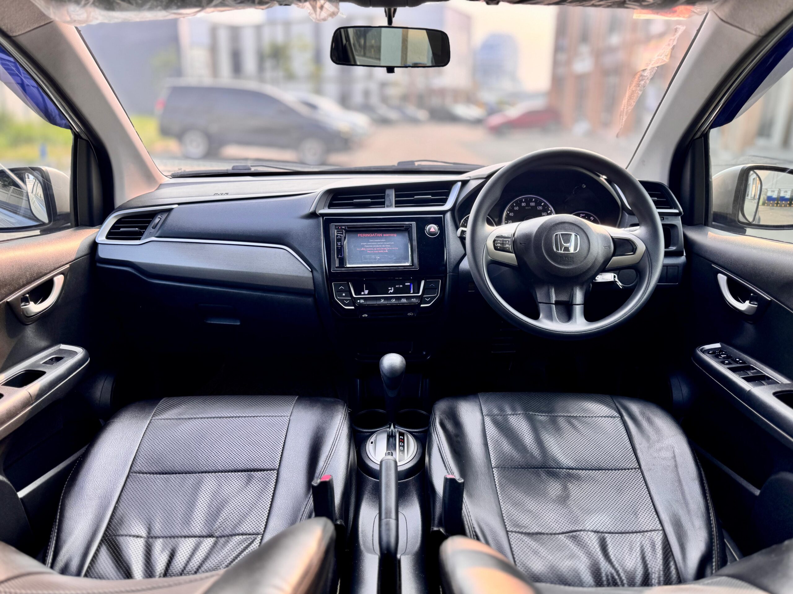 BRV 1.5 E CVT SILVER 2017 - Gambar 10