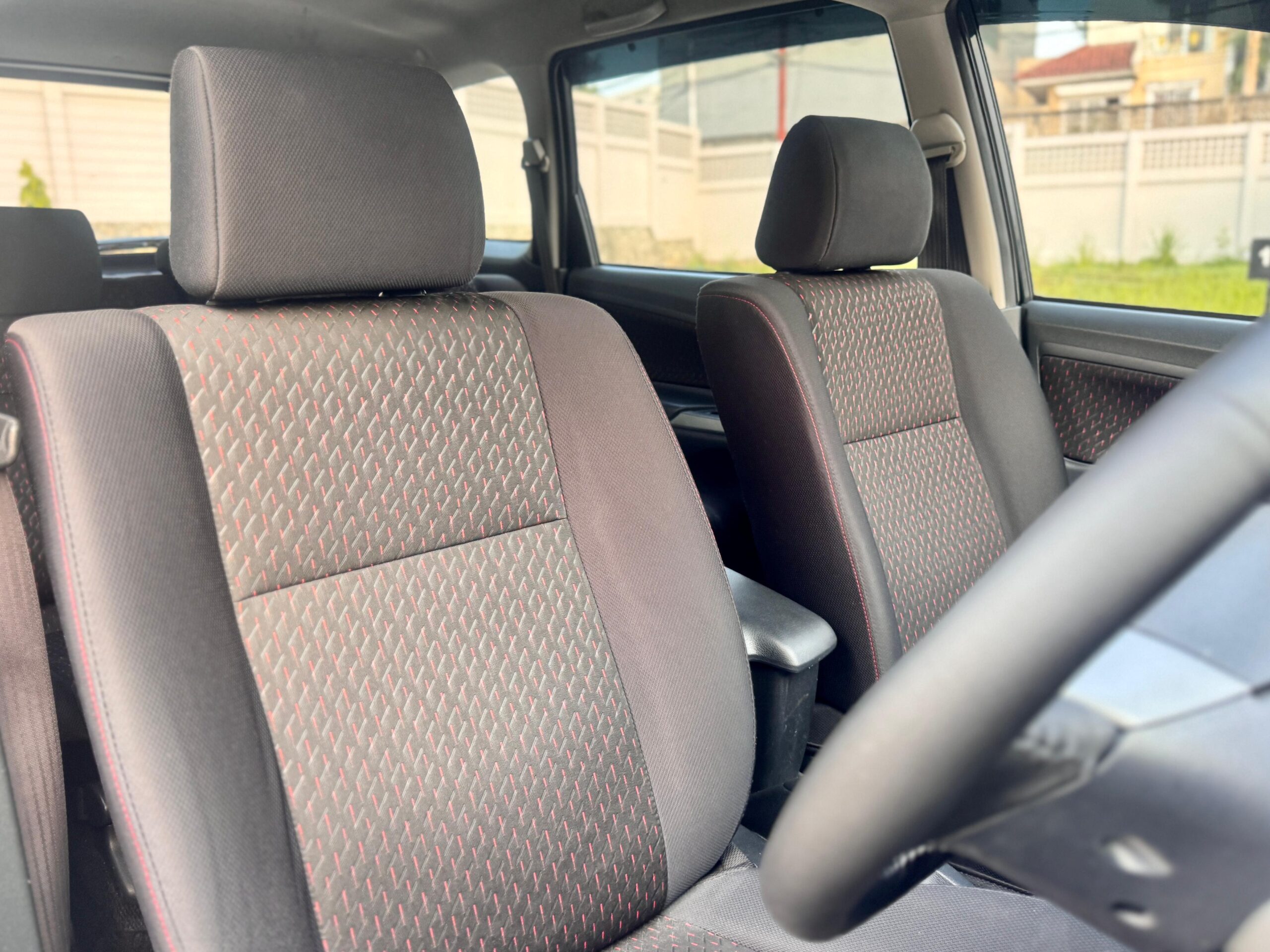 AVANZA 1.5 VELOZ HITAM 2020 - Gambar 12
