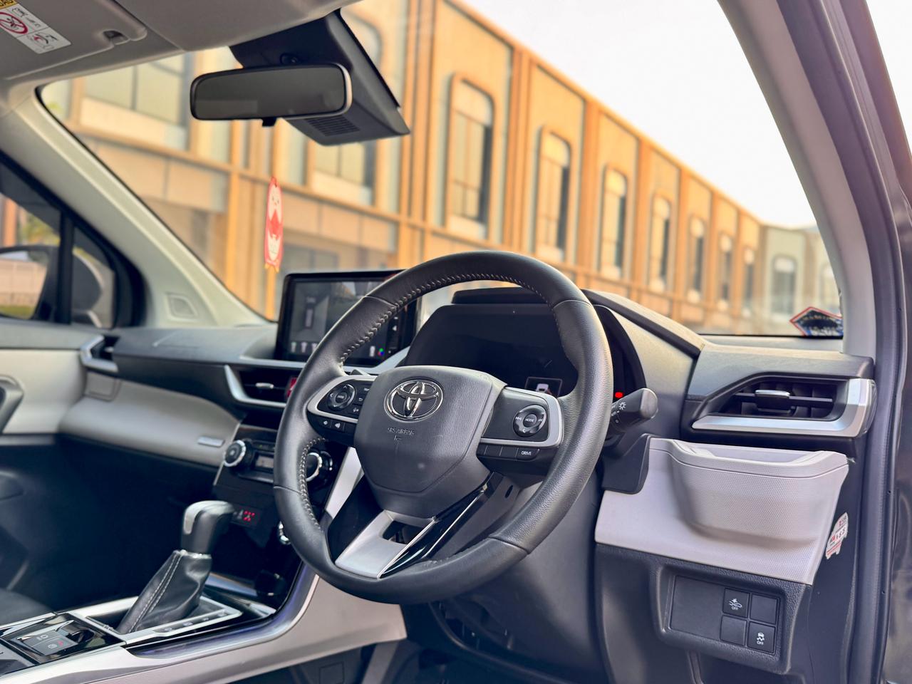 AVANZA VELOZ 1.5 Q TSS CVT HITAM 2023 - Gambar 11