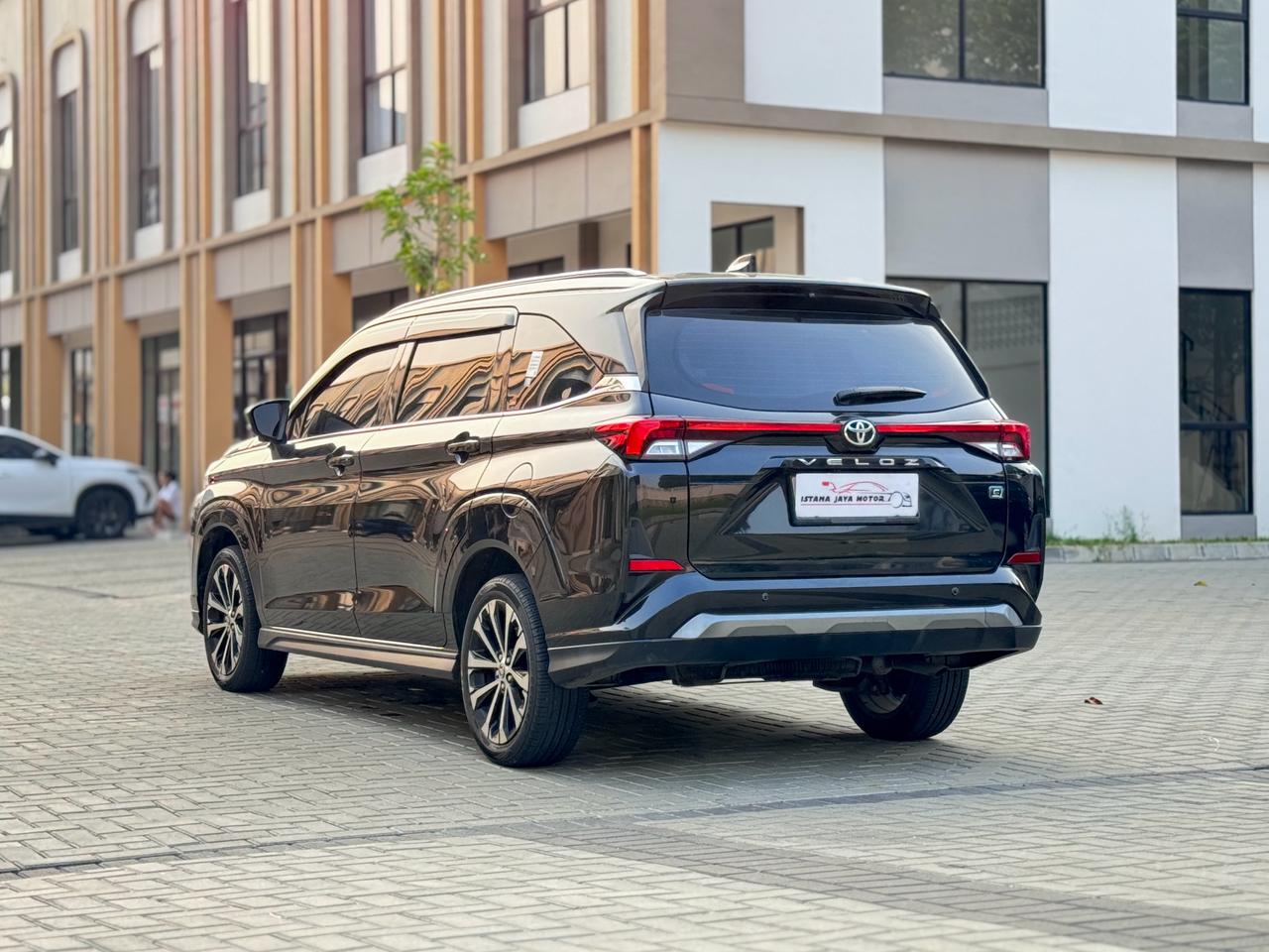 AVANZA VELOZ 1.5 Q TSS CVT HITAM 2023 - Gambar 5