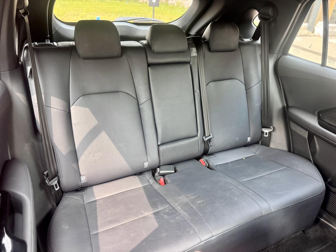 YARIS CROSS S CVT HITAM 2023 - Gambar 15