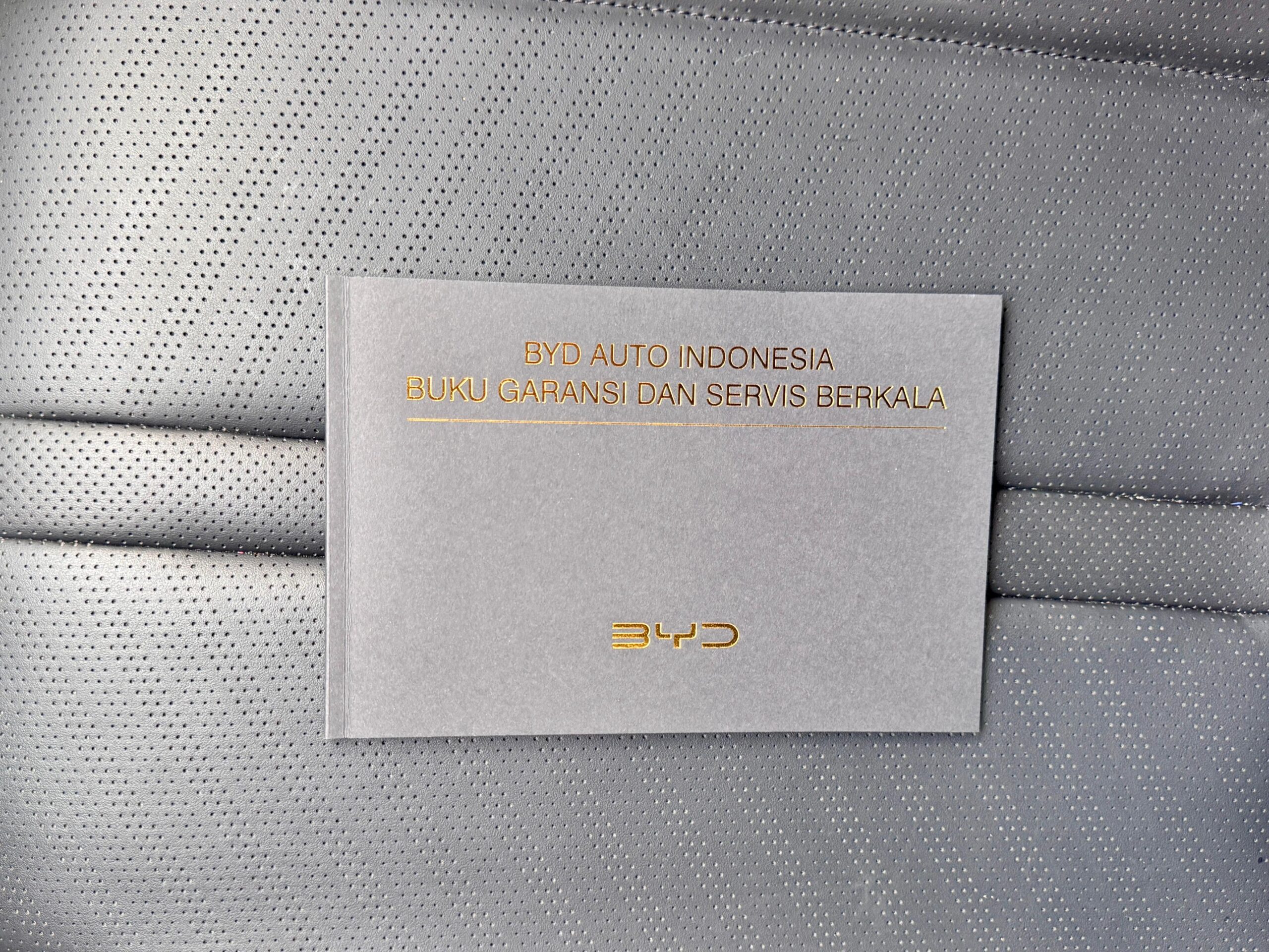BYD ATTO 1 PREMIUM HIJAU 2025 - Gambar 17