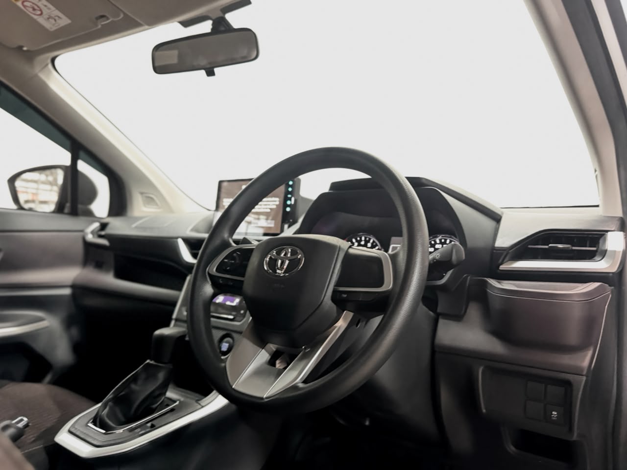 AVANZA 1.5 G CVT ABU 2024 - Gambar 11