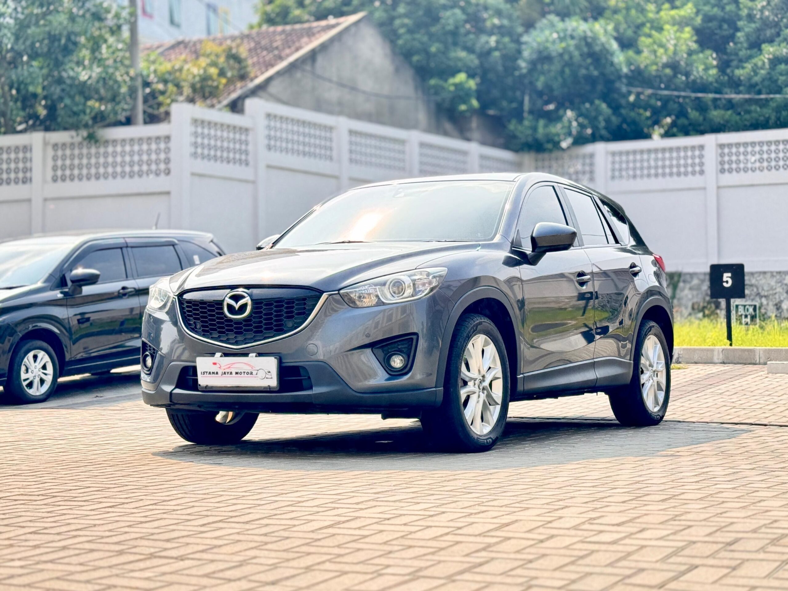 CX5 GT AT ABU 2014 - Gambar 3