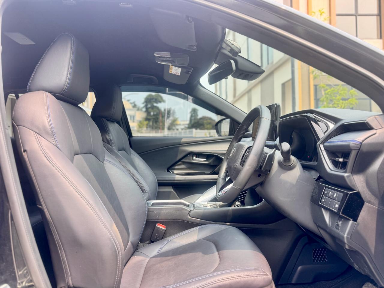 YARIS CROSS S CVT HITAM 2023 - Gambar 13