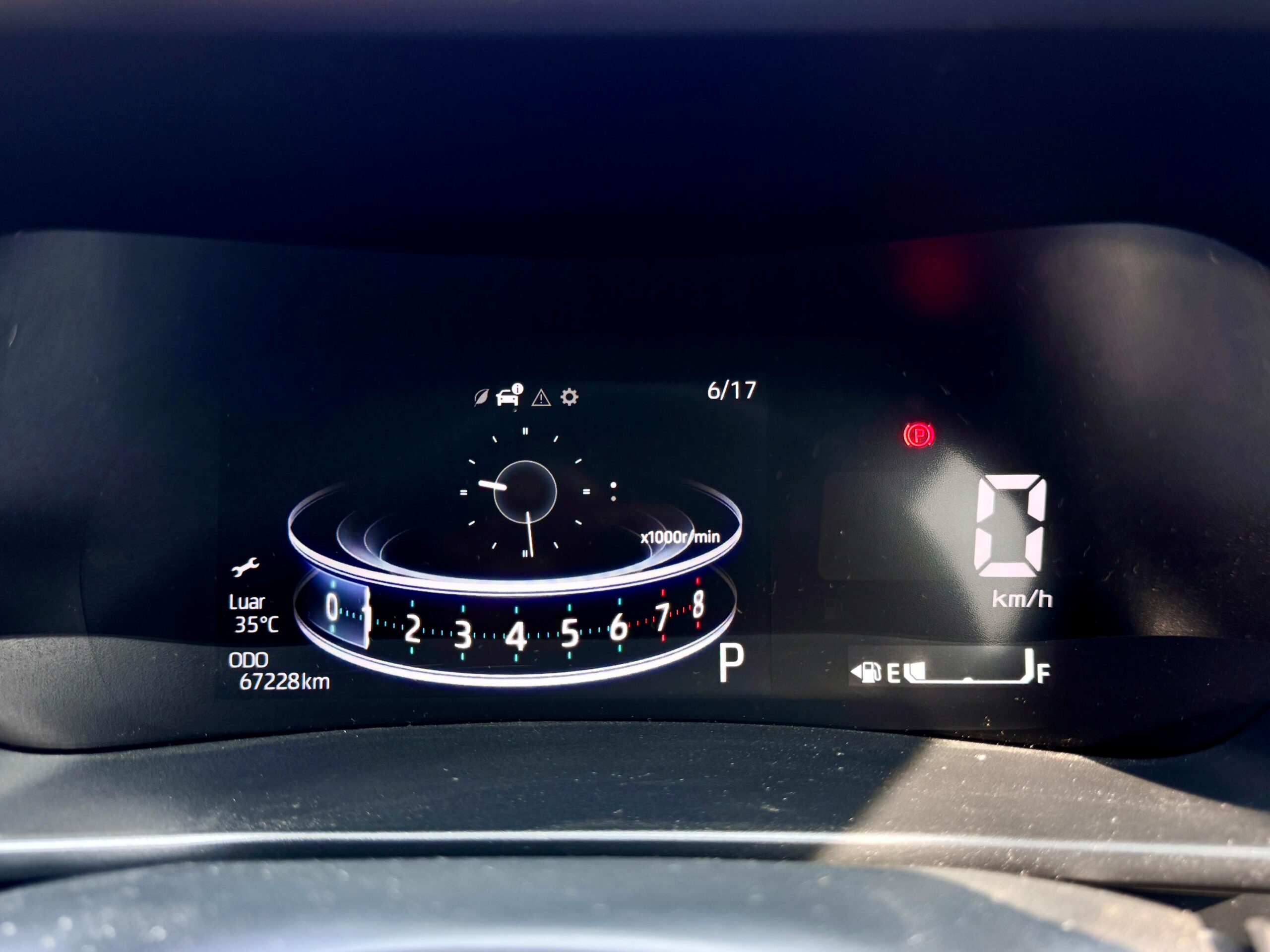 RAIZE 1.0T GR SPORT AT HITAM 2022 - Gambar 9