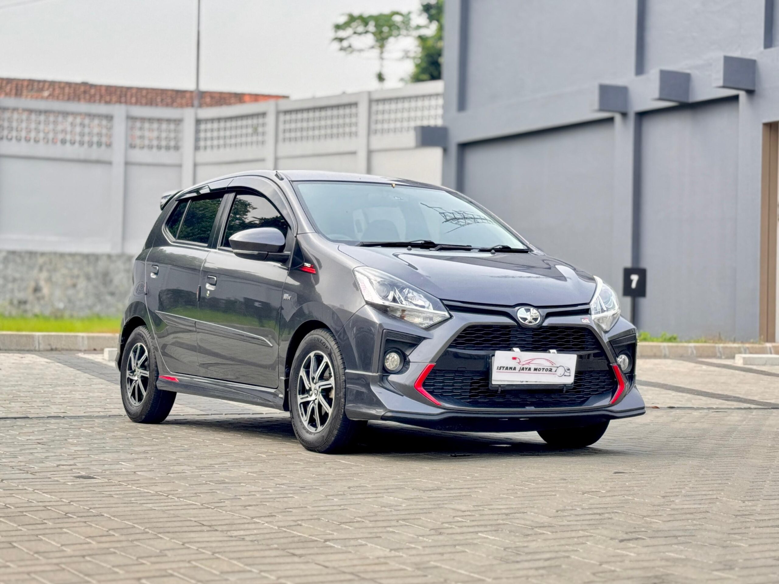 AGYA 1.2 TRD AT ABU 2021 - Gambar 4