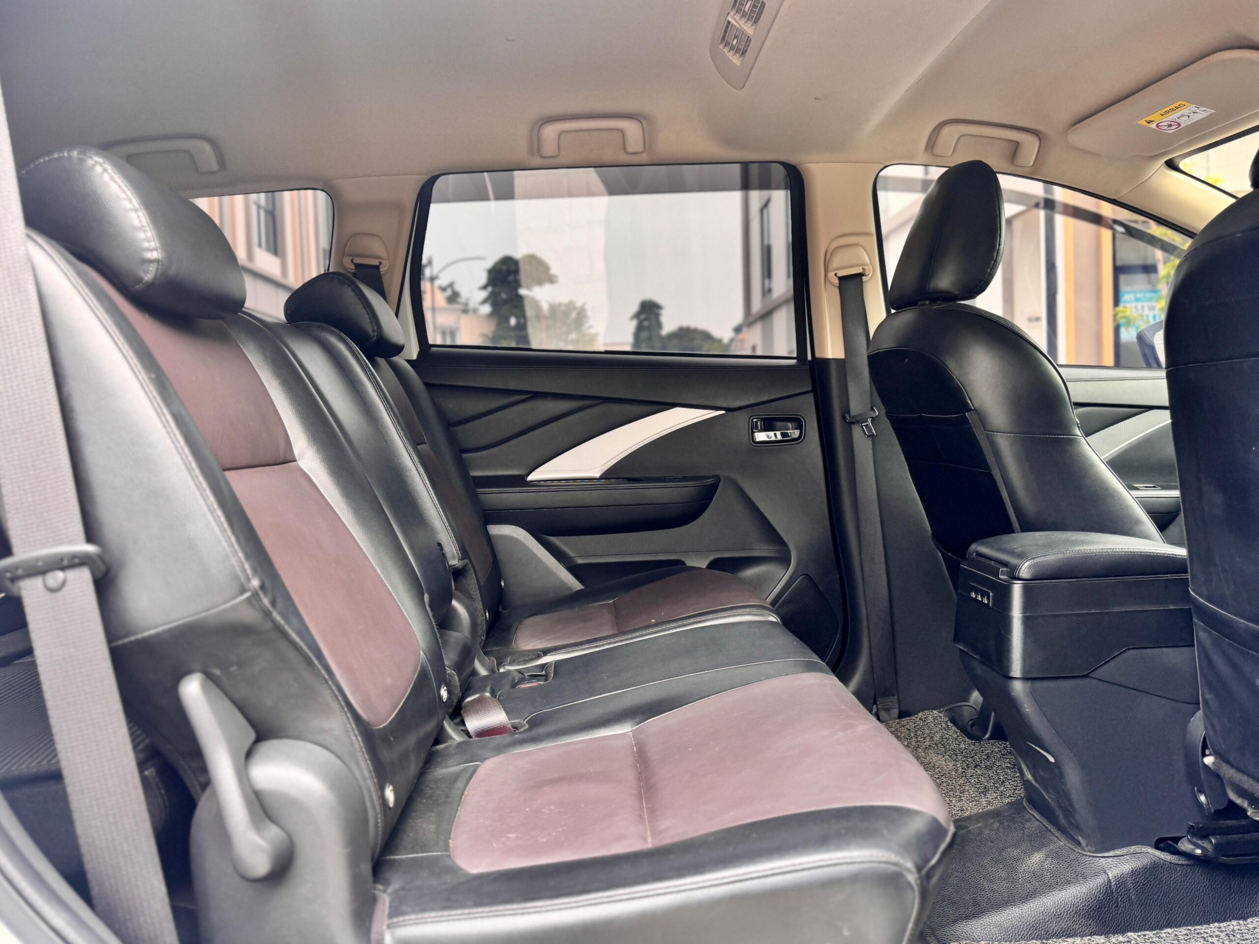 XPANDER 1.5 CROSS PREMIUM PUTIH 2021 - Gambar 14