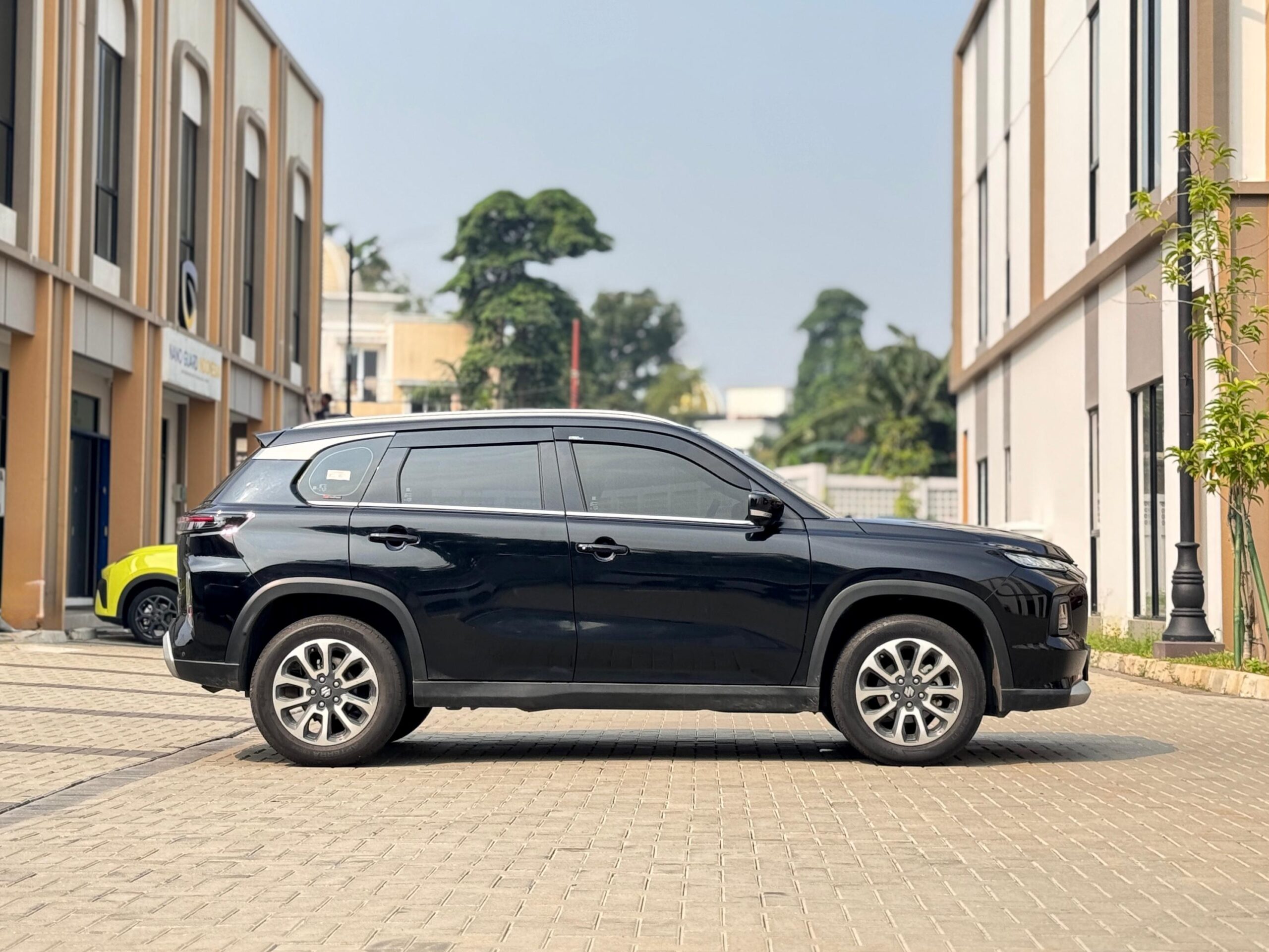 GRAND VITARA GX AT HITAM 2024 - Gambar 8