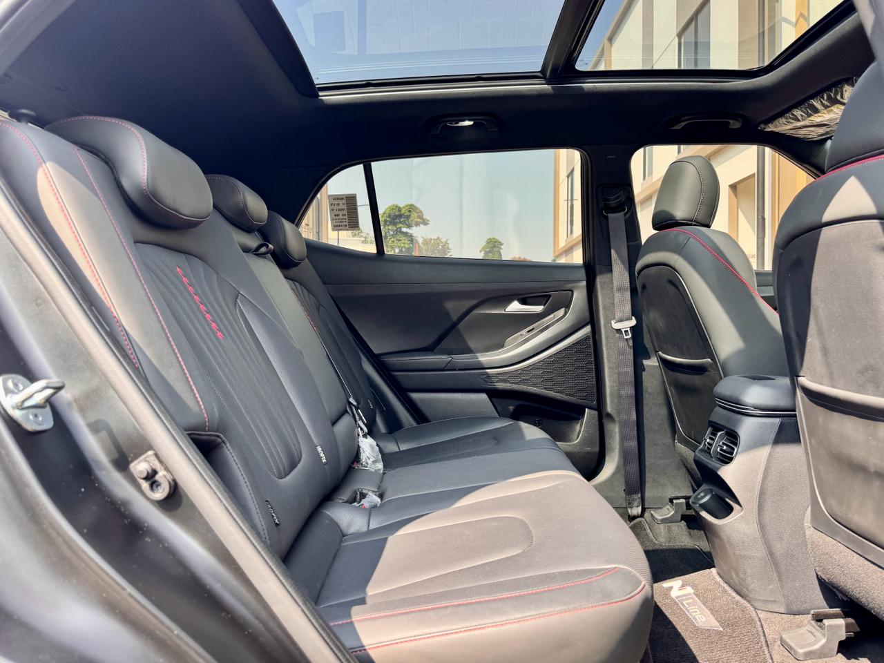 CRETA NLINE IVT HITAM 2025 - Gambar 16
