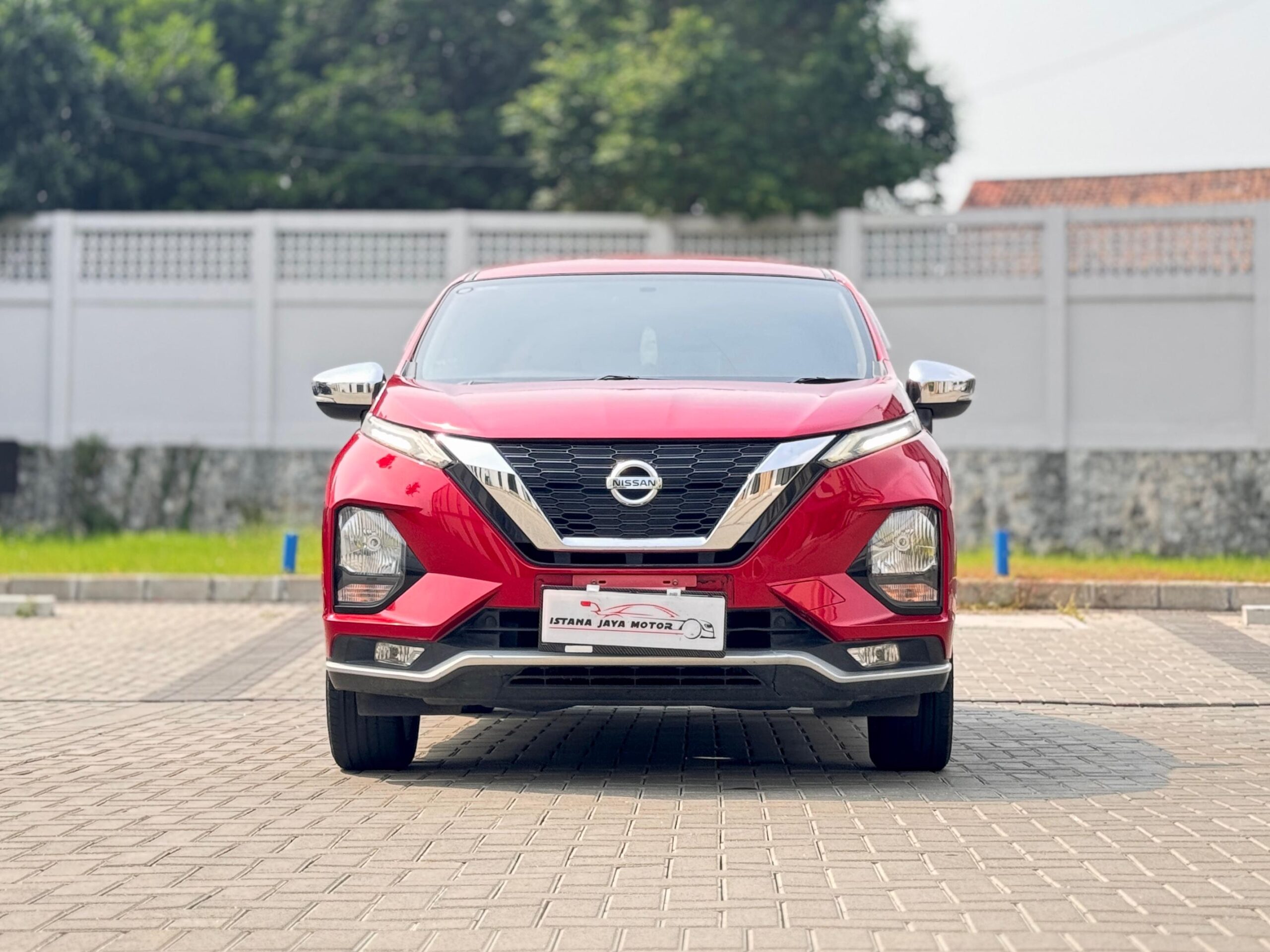 LIVINA VL AT MERAH 2019