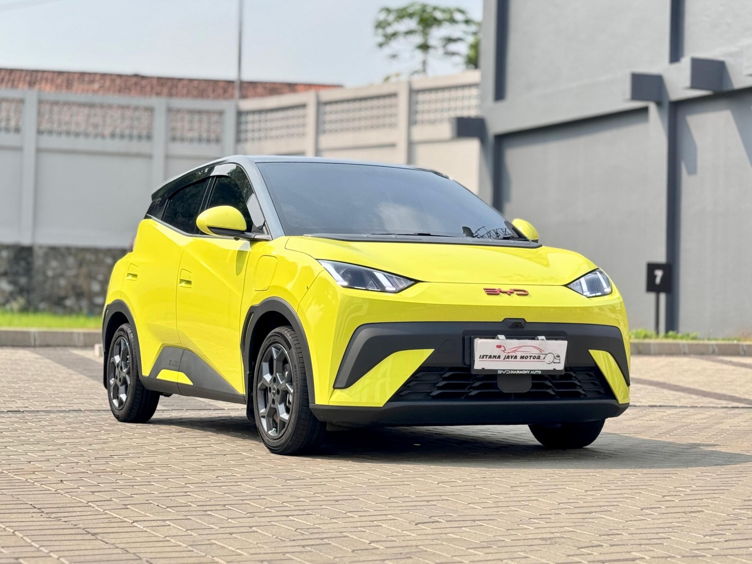 BYD ATTO 1 PREMIUM HIJAU 2025 - Gambar 4