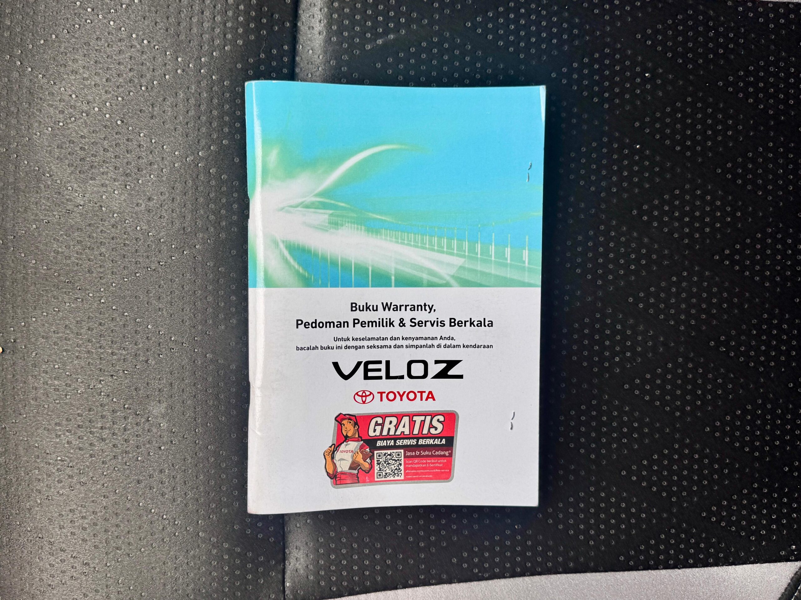 VELOZ Q TSS CVT PUTIH 2022 - Gambar 17