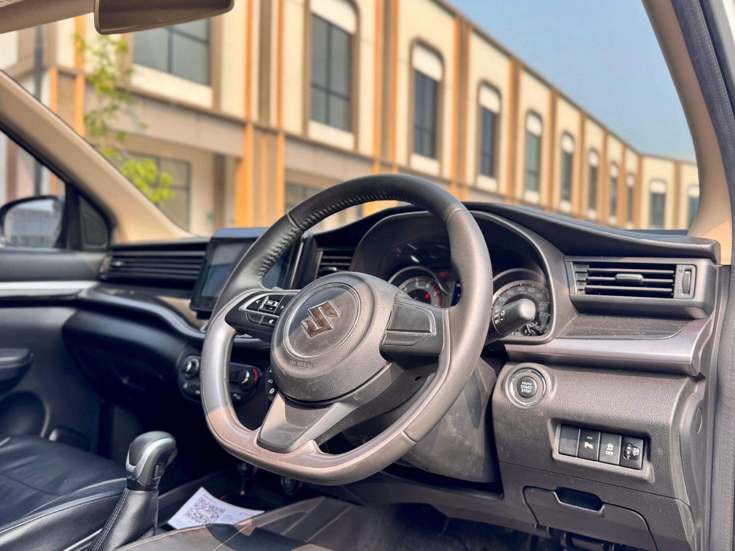 XL7 1.5 BETA PUTIH 2023 - Gambar 11