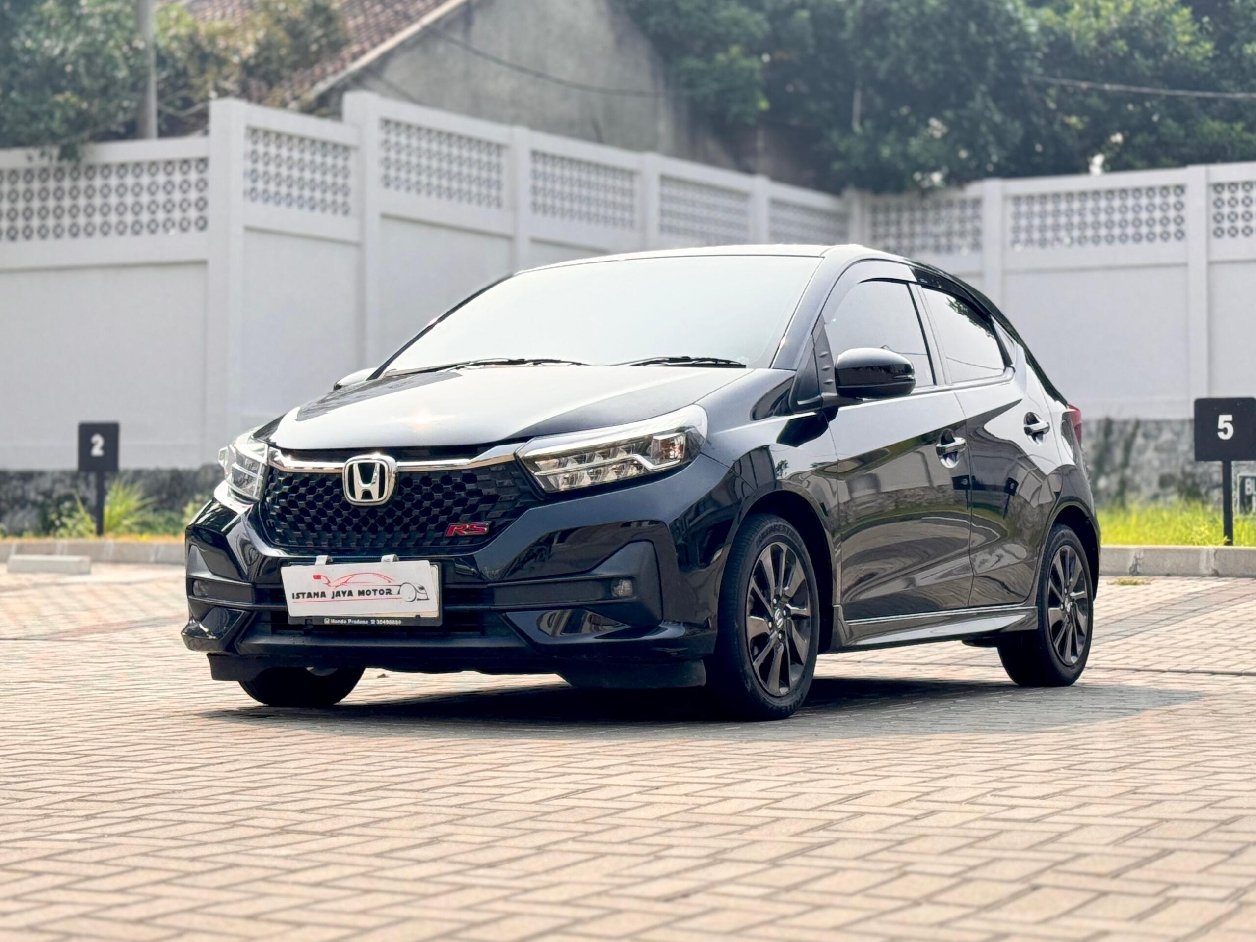BRIO 1.2 RS HITAM 2024 - Gambar 3