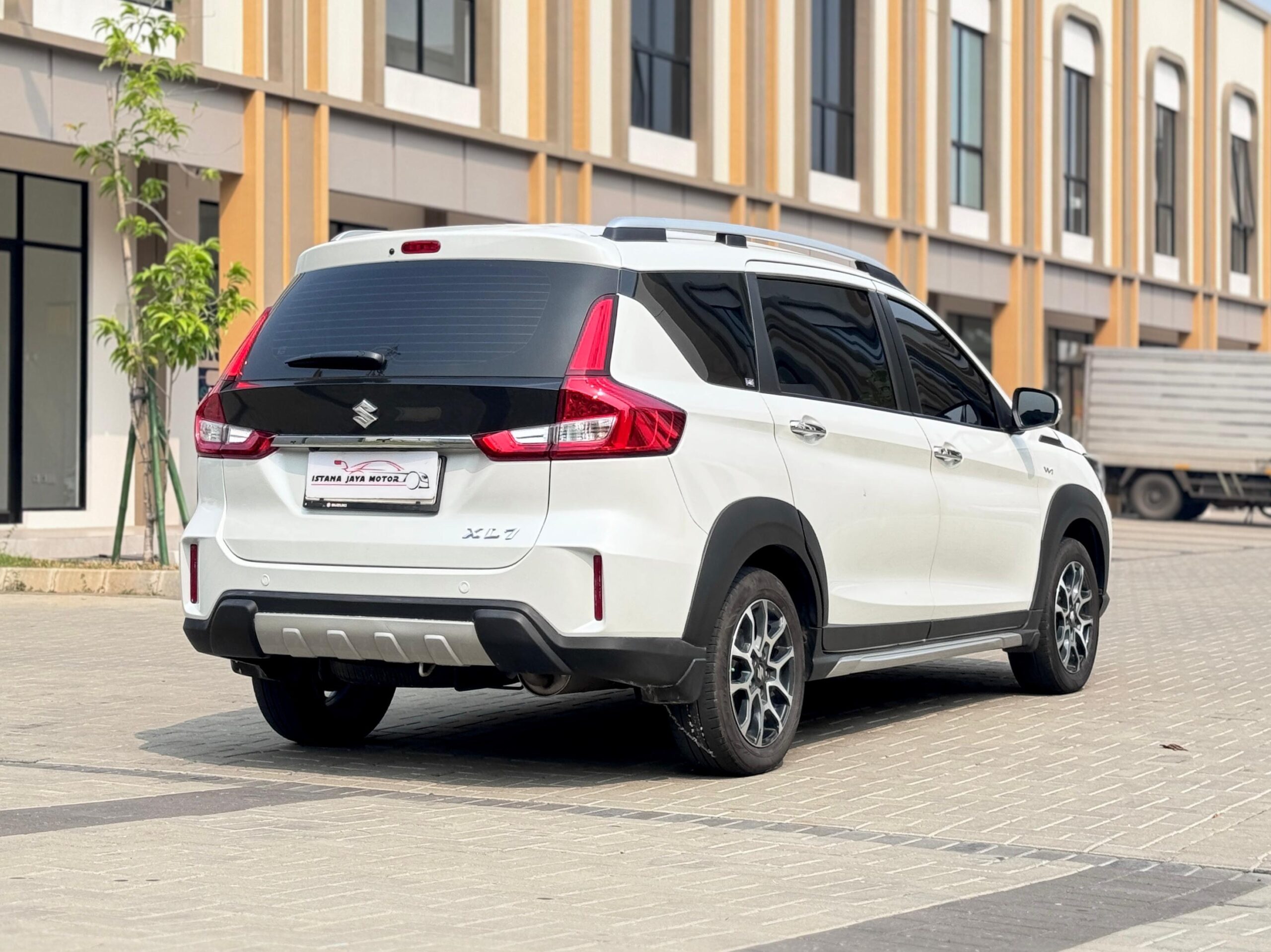 XL7 1.5 BETA PUTIH 2023 - Gambar 6