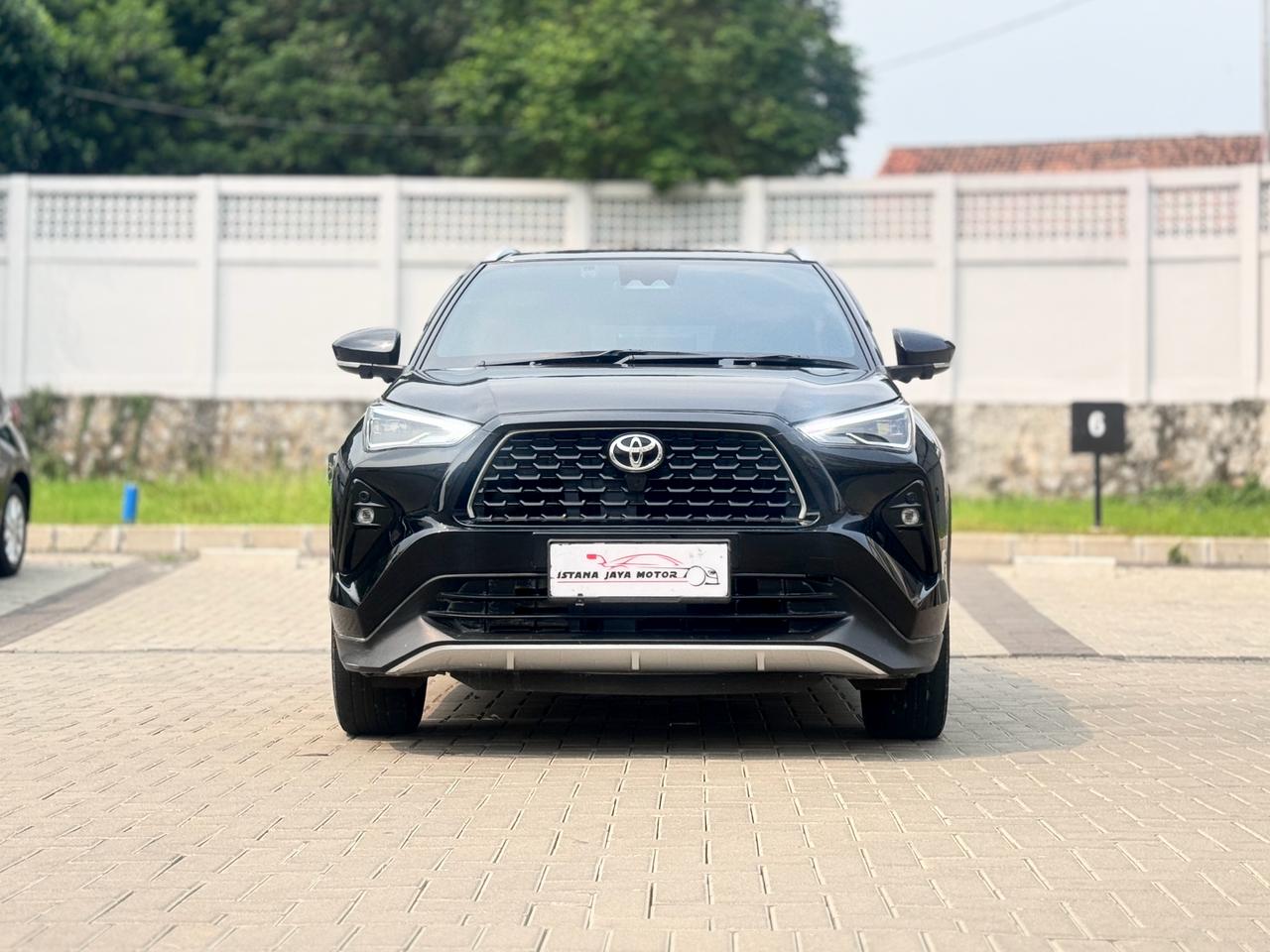 YARIS CROSS S CVT HITAM 2023