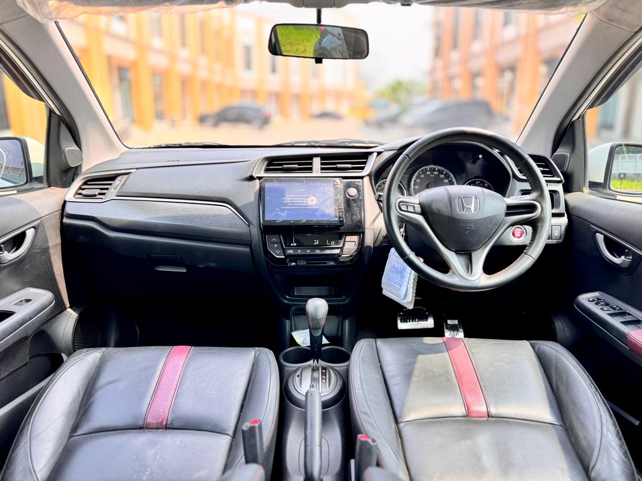BRV E PRESTIGE CVT PUTIH 2021 - Gambar 10