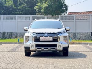 XPANDER CROSS PREMIUM AT PUTIH 2021